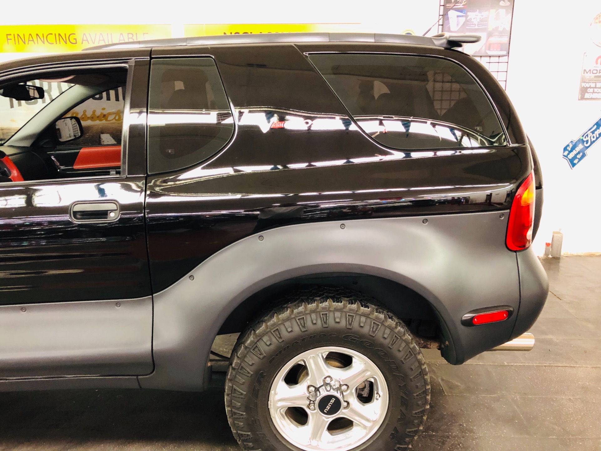 Used 1999 Isuzu VehiCross SUV-HARLEY DAVIDSON SUPERCHARGED | Mundelein, IL