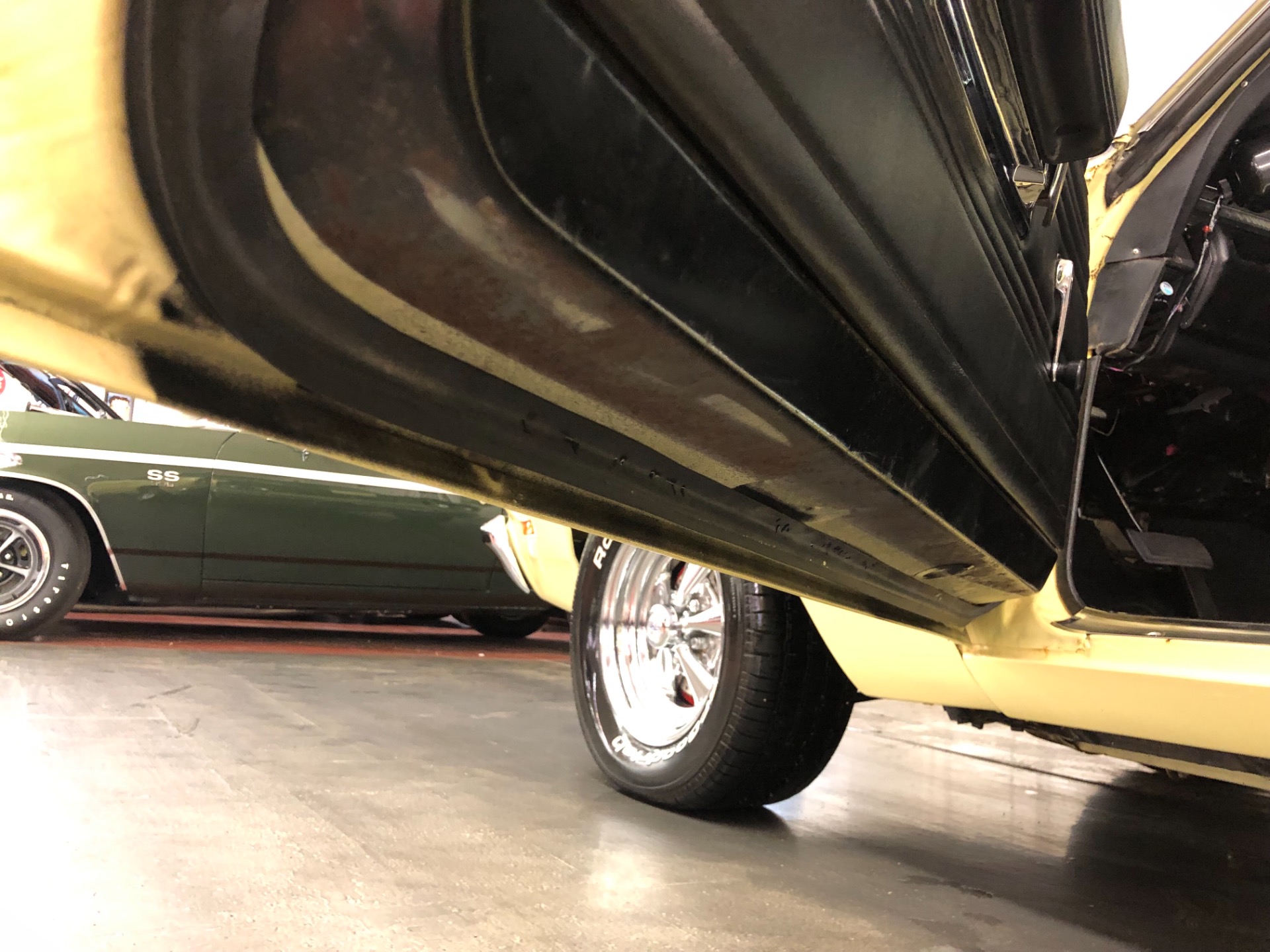 Used 1969 Plymouth Roadrunner -REAL RM23 CODE-NICE RESTORATION-FACTORY Y2 CODE-SEE VIDEO | Mundelein, IL