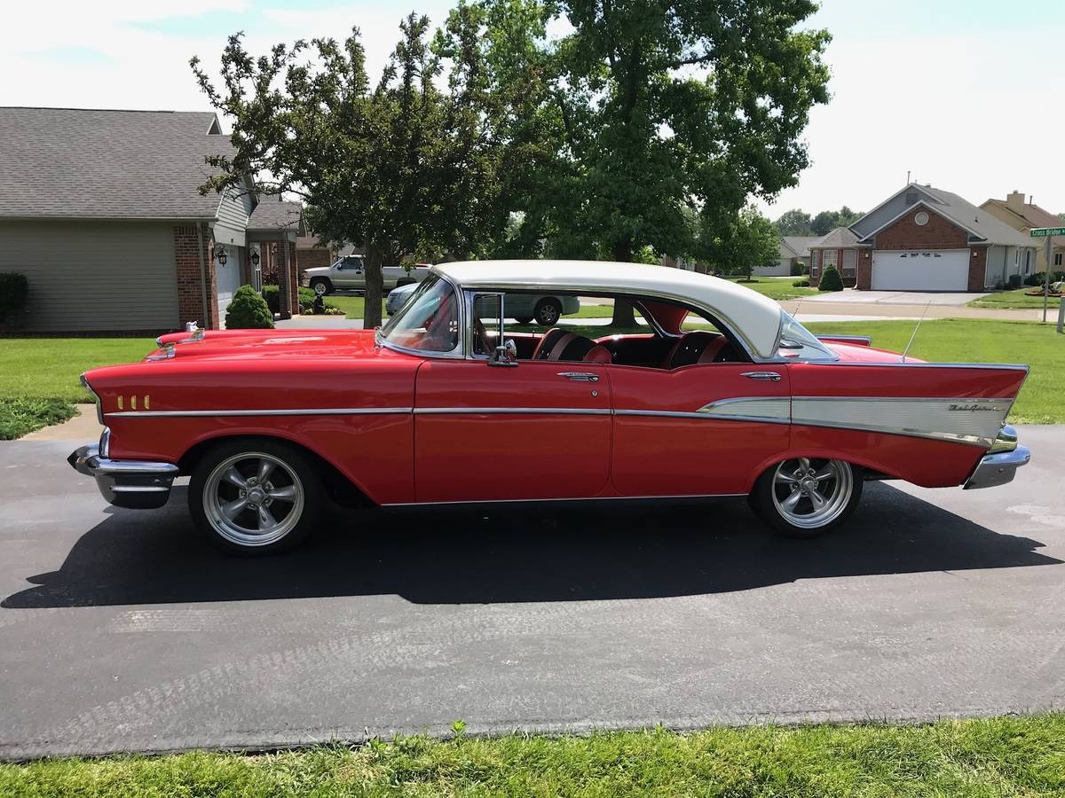 Used 1957 Chevrolet Bel Air/150/210 -4 DOOR HARDTOP - BEAUTIFUL CRUISER - FAMILY HOTROD | Mundelein, IL
