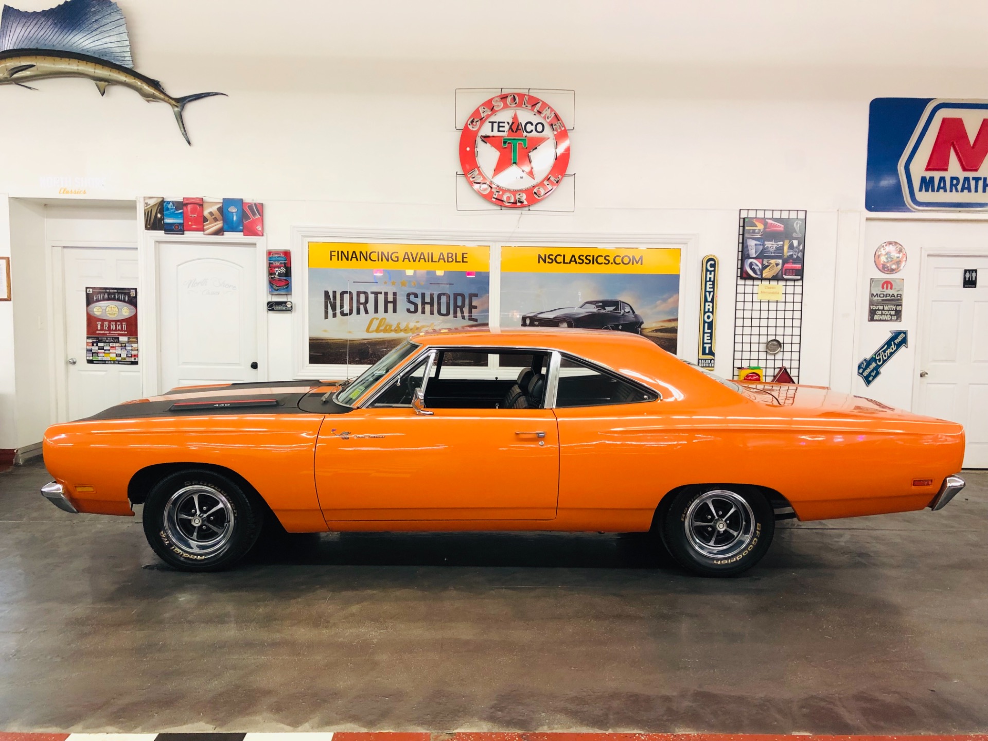 Used 1969 Plymouth Roadrunner -RM CODE ORANGE 440 AUTOMATIC MOPAR-NICE MUSCLE CAR | Mundelein, IL