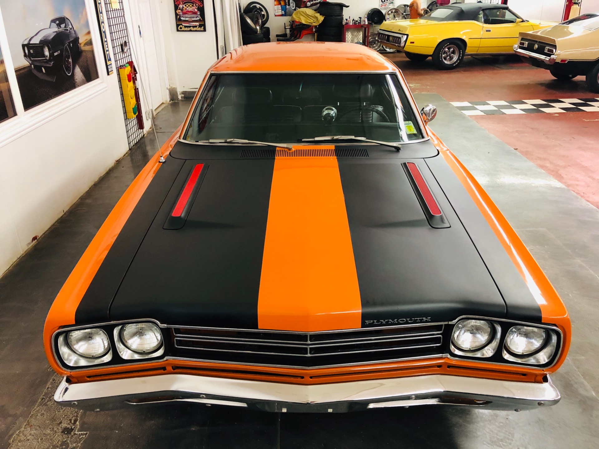 Used 1969 Plymouth Roadrunner -RM CODE ORANGE 440 AUTOMATIC MOPAR-NICE MUSCLE CAR | Mundelein, IL