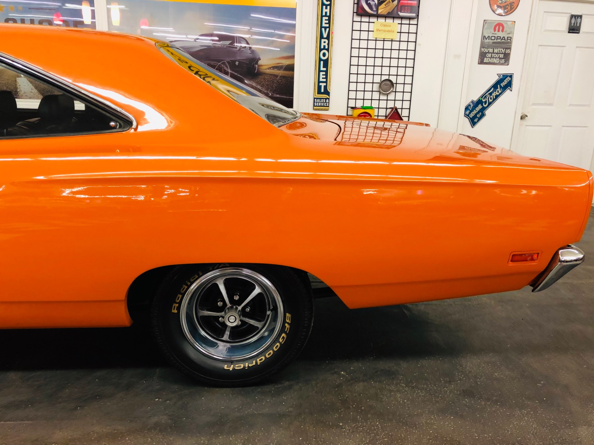 Used 1969 Plymouth Roadrunner -RM CODE ORANGE 440 AUTOMATIC MOPAR-NICE MUSCLE CAR | Mundelein, IL