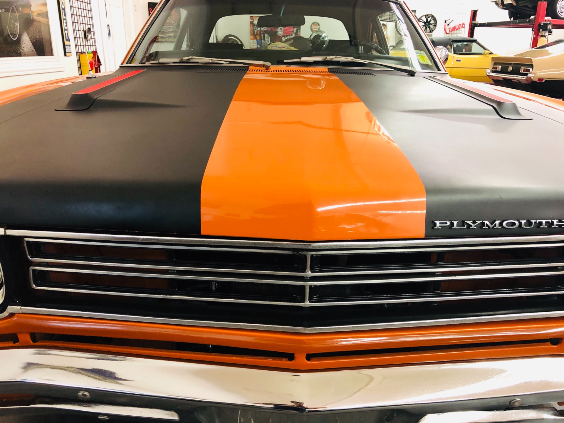Used 1969 Plymouth Roadrunner -RM CODE ORANGE 440 AUTOMATIC MOPAR-NICE MUSCLE CAR | Mundelein, IL