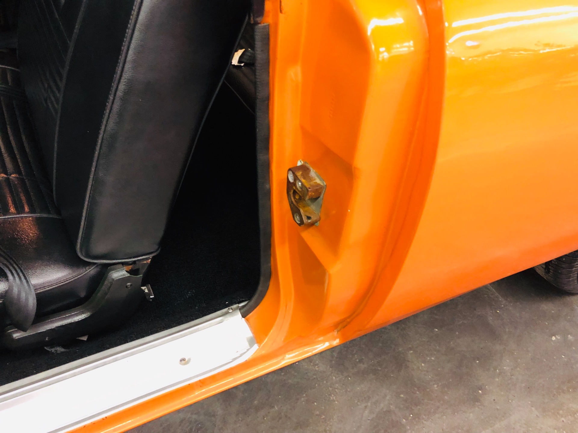Used 1969 Plymouth Roadrunner -RM CODE ORANGE 440 AUTOMATIC MOPAR-NICE MUSCLE CAR | Mundelein, IL