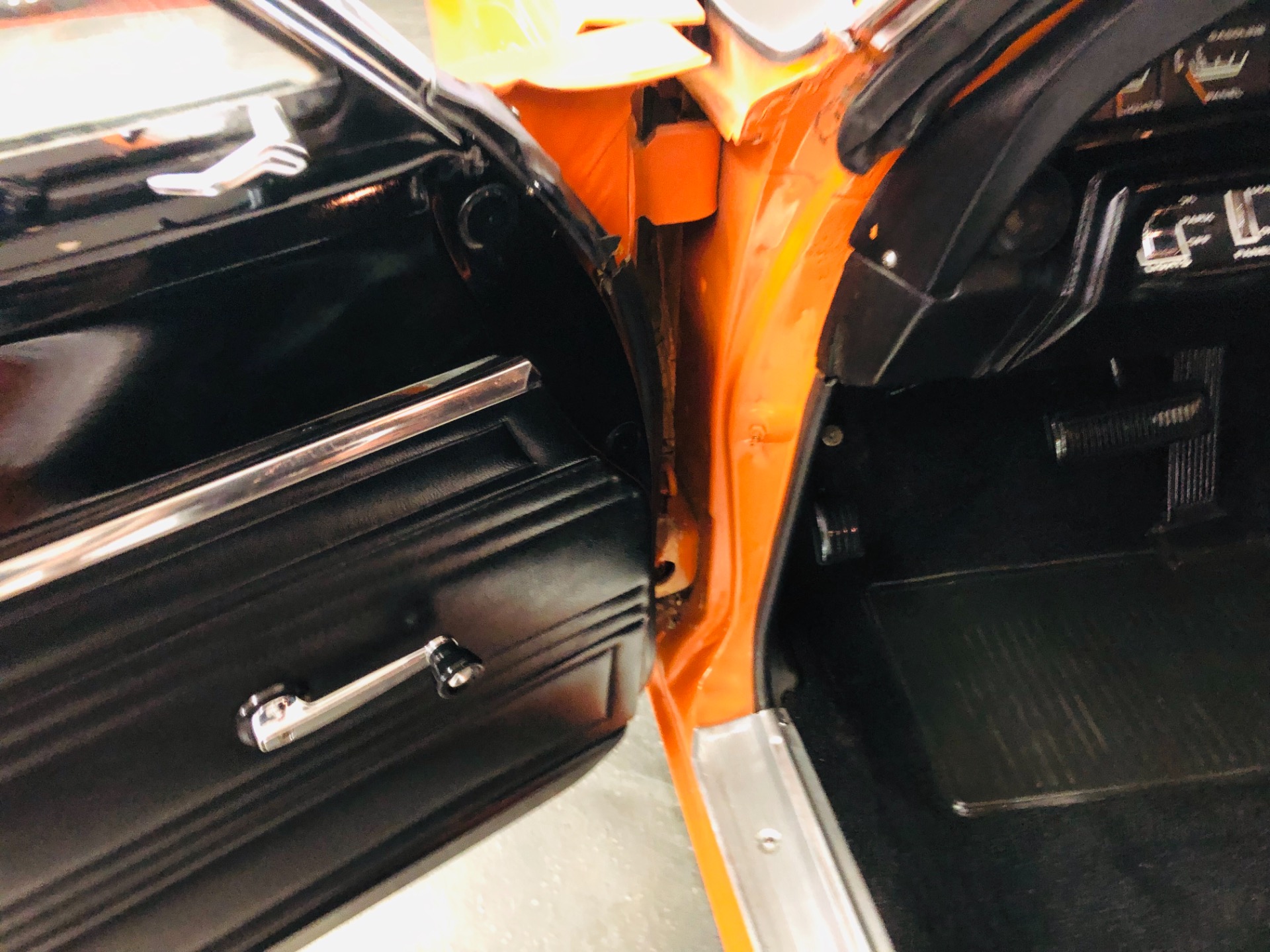 Used 1969 Plymouth Roadrunner -RM CODE ORANGE 440 AUTOMATIC MOPAR-NICE MUSCLE CAR | Mundelein, IL