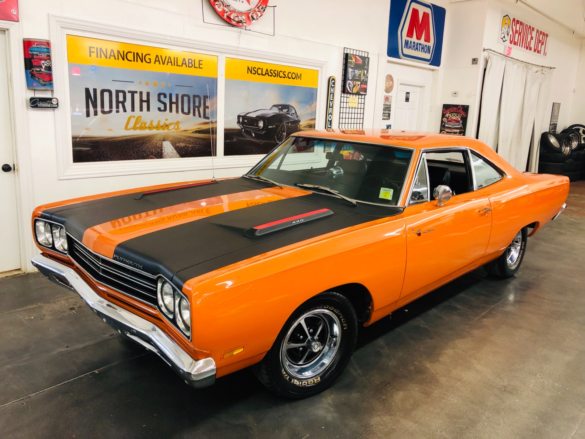 Used 1969 Plymouth Roadrunner -RM CODE ORANGE 440 AUTOMATIC MOPAR-NICE MUSCLE CAR | Mundelein, IL