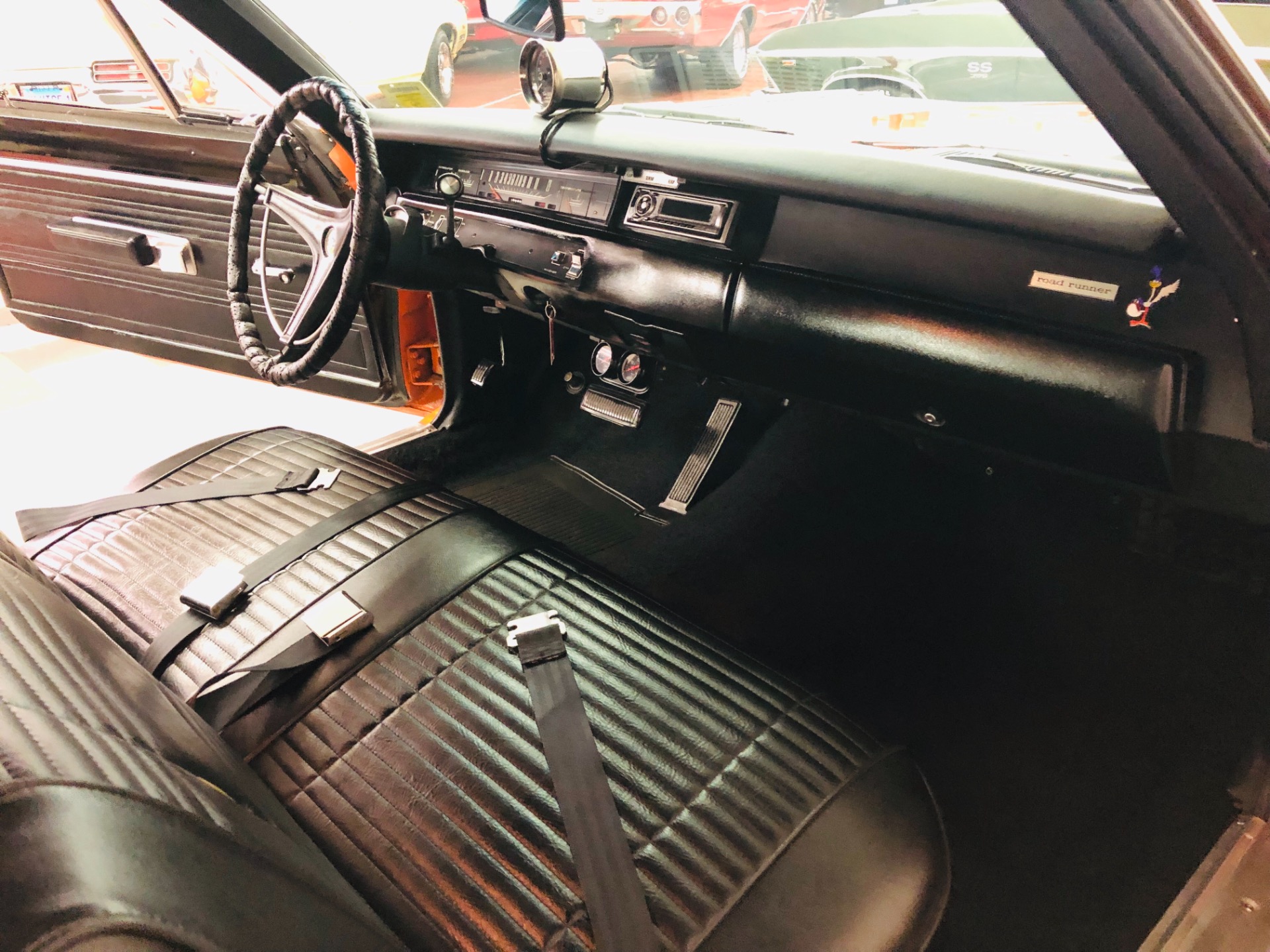 Used 1969 Plymouth Roadrunner -RM CODE ORANGE 440 AUTOMATIC MOPAR-NICE MUSCLE CAR | Mundelein, IL