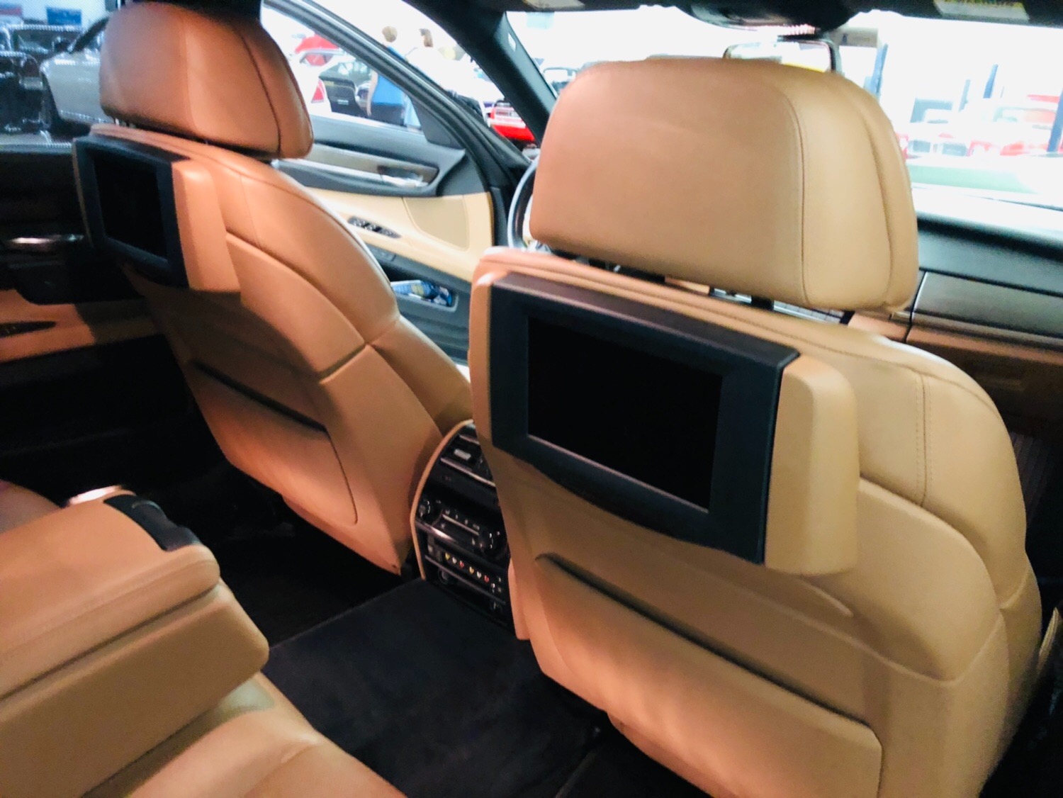 Used 2011 BMW 7 Series 750Li xDrive | Mundelein, IL