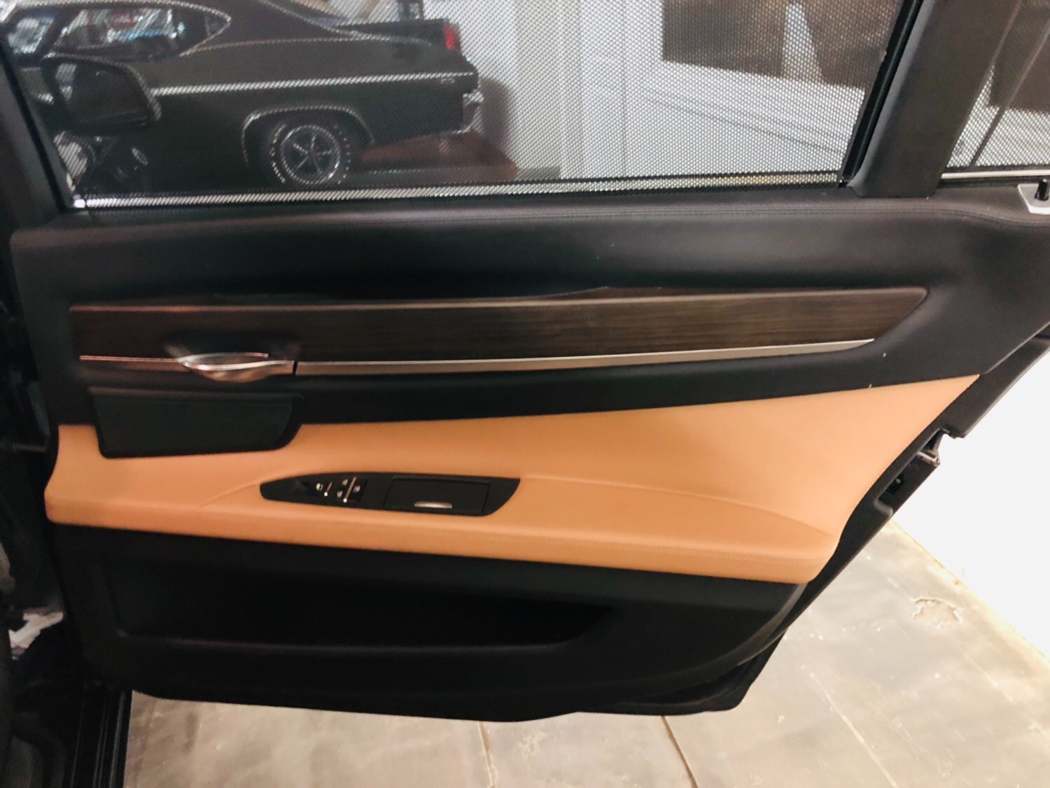 Used 2011 BMW 7 Series 750Li xDrive | Mundelein, IL