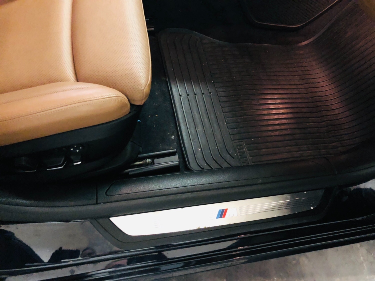 Used 2011 BMW 7 Series 750Li xDrive | Mundelein, IL