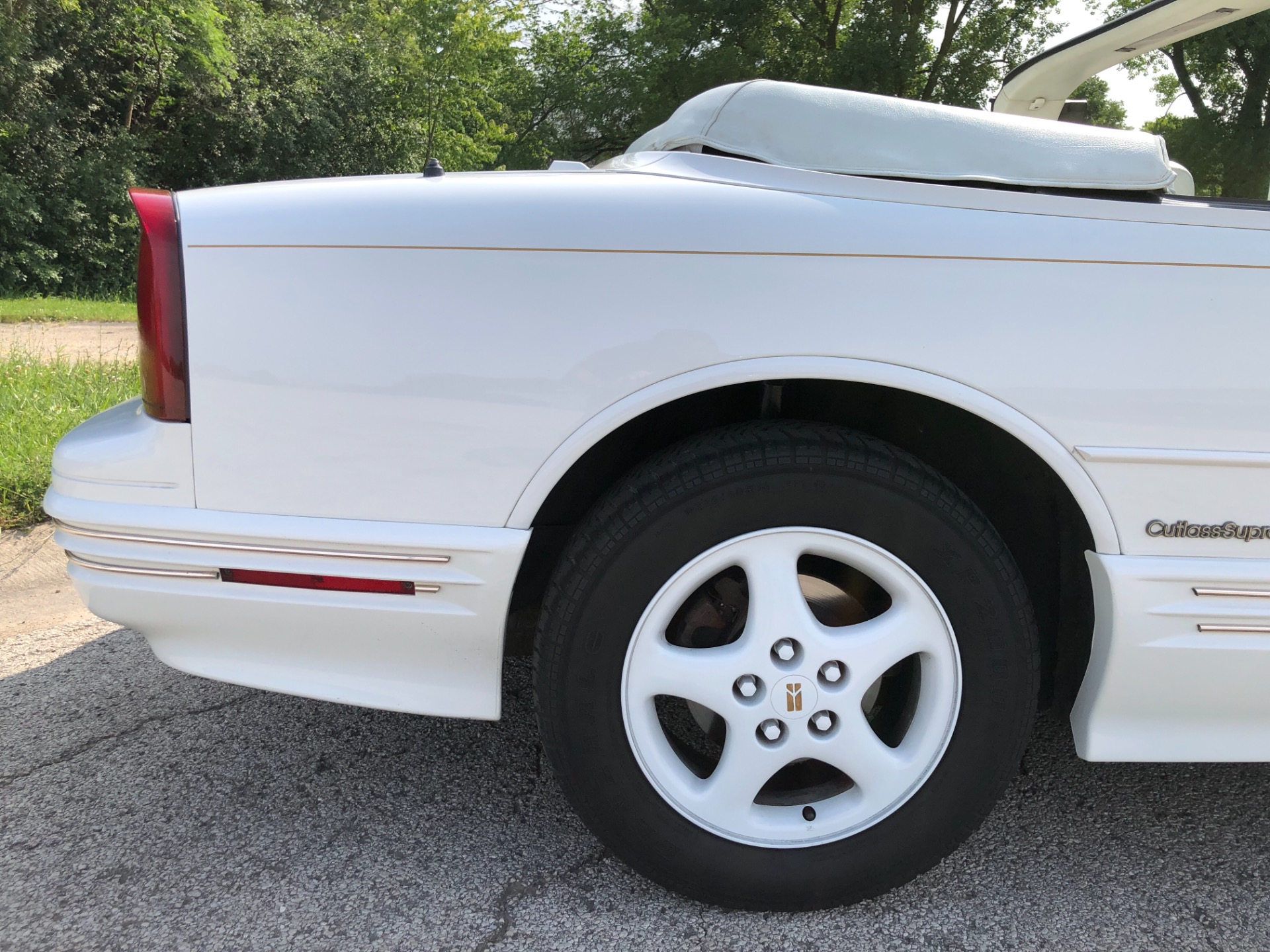 Used 1994 Oldsmobile Cutlass -SUPREME MODEL-LIMITED EDITION-SEE VIDEO- | Mundelein, IL