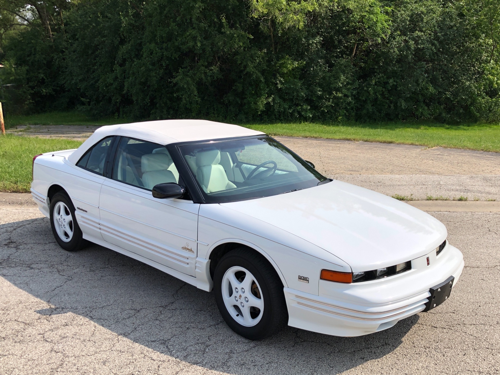 1994 Oldsmobile Cutlass SUPREME MODELLIMITED EDITIONSEE VIDEO Stock