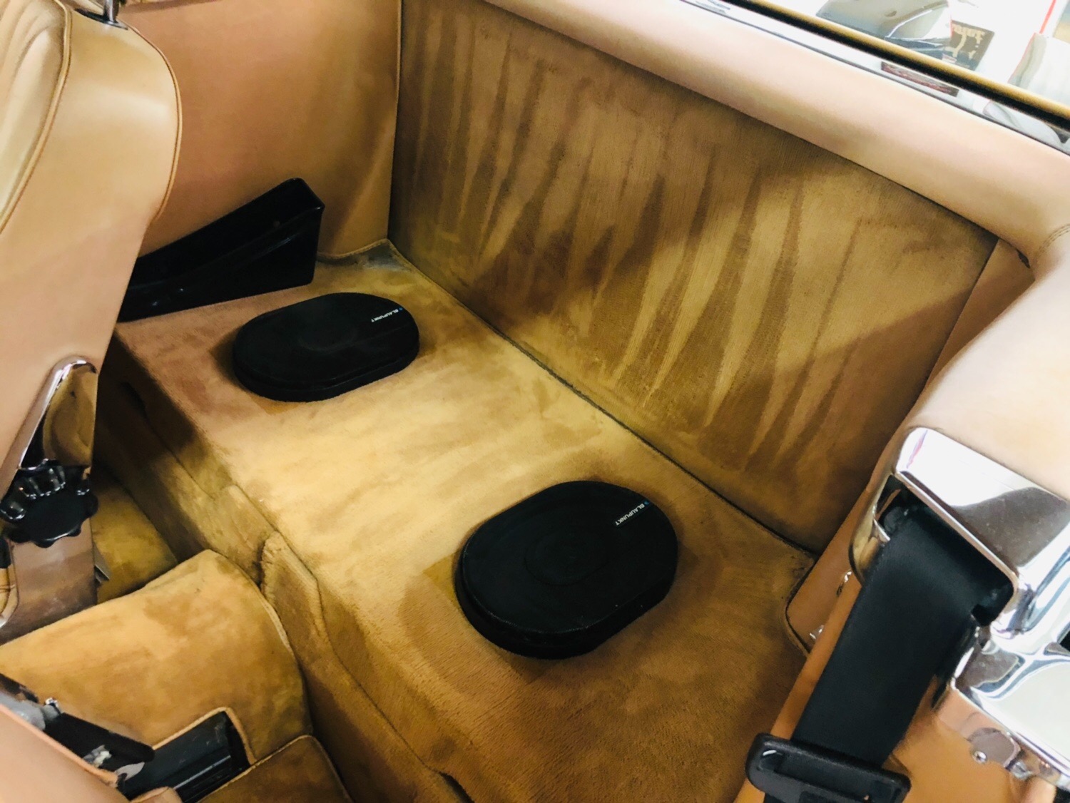 Used 1987 Mercedes-Benz 560 SL - VERY CLEAN CONVERTIBLE - PRICE DROP - SEE VIDEO | St. Petersburg, FL