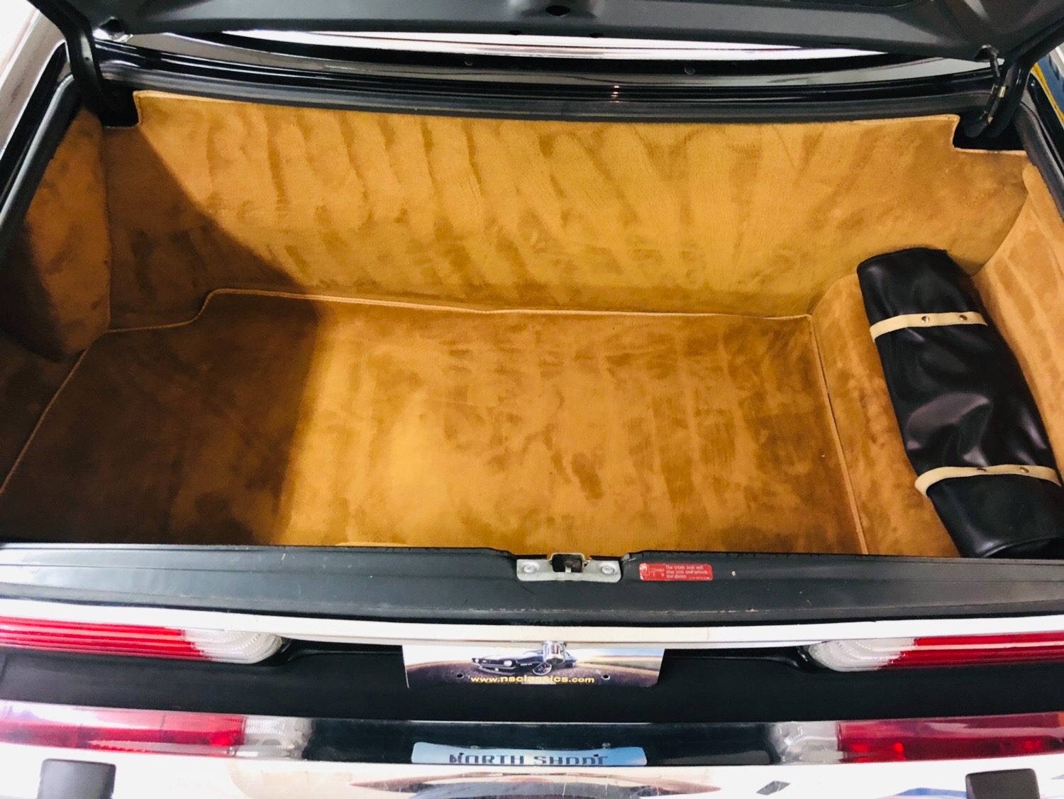 Used 1987 Mercedes-Benz 560 SL - VERY CLEAN CONVERTIBLE - PRICE DROP - SEE VIDEO | St. Petersburg, FL