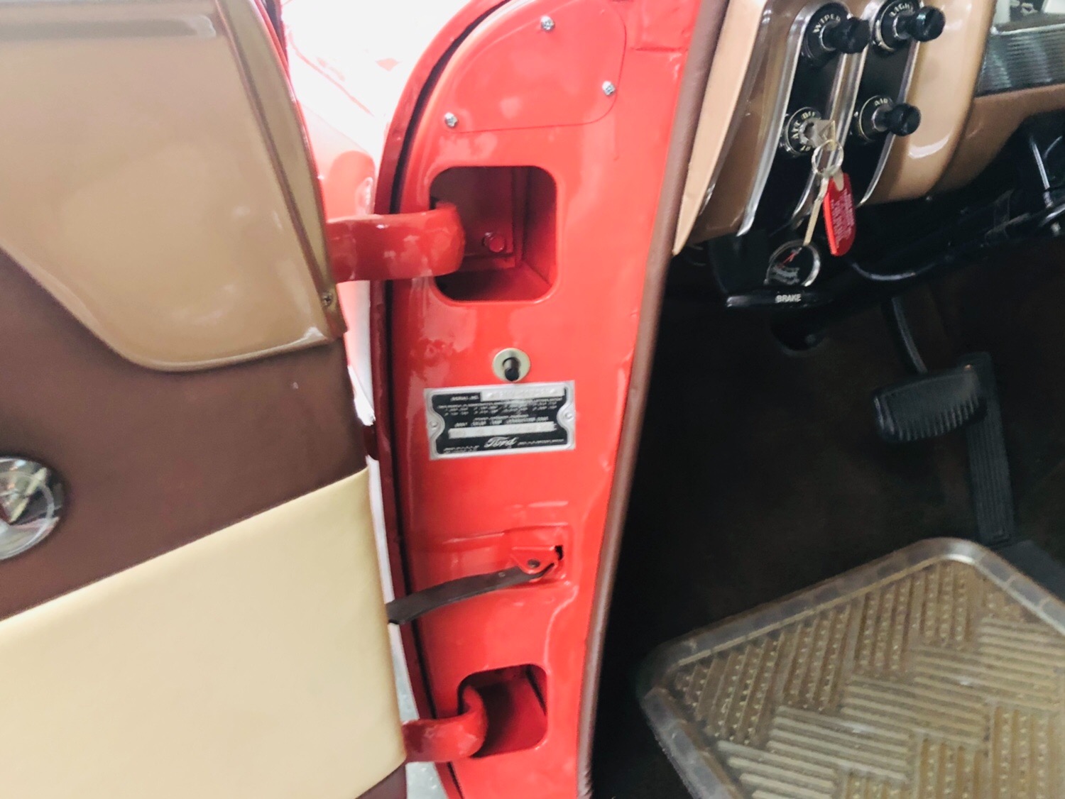 Used 1953 Ford Crestline Victoria - 50th ANNIVERSARY - NUT AND BOLT RESTORATION - SEE VIDEO | Mundelein, IL
