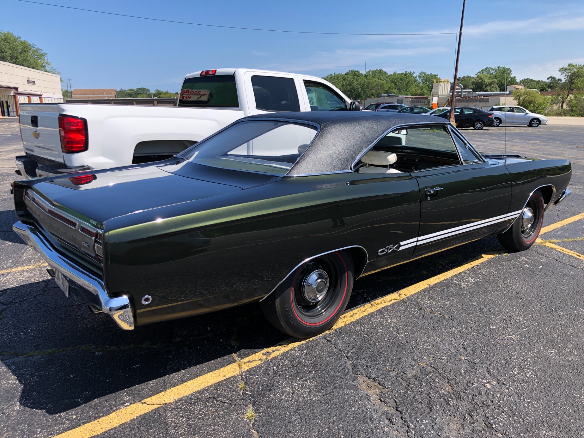 Used 1968 Plymouth GTX - REAL HEMI CAR - 528 C.I. CRATE HEMI ENGINE - | Mundelein, IL