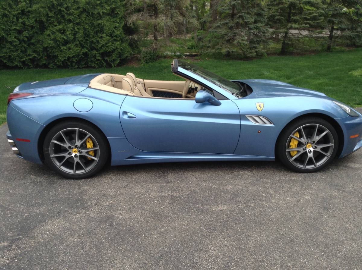 Used 2013 Ferrari California 30 - EXOTIC CONVERTIBLE FUN - | Mundelein, IL