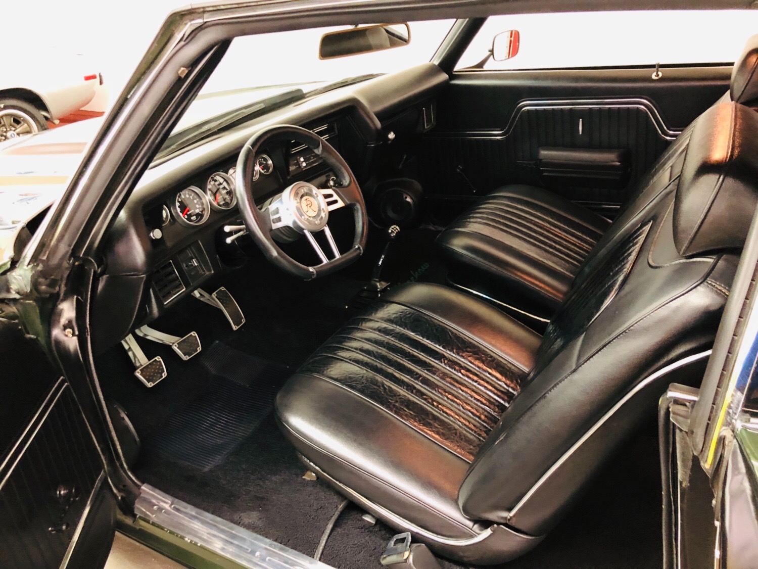 Used 1971 Chevrolet Chevelle - 540 BIG BLOCK - 6 SPEED TRANS - PRO TOURING BUILD - SEE VIDEO | Mundelein, IL