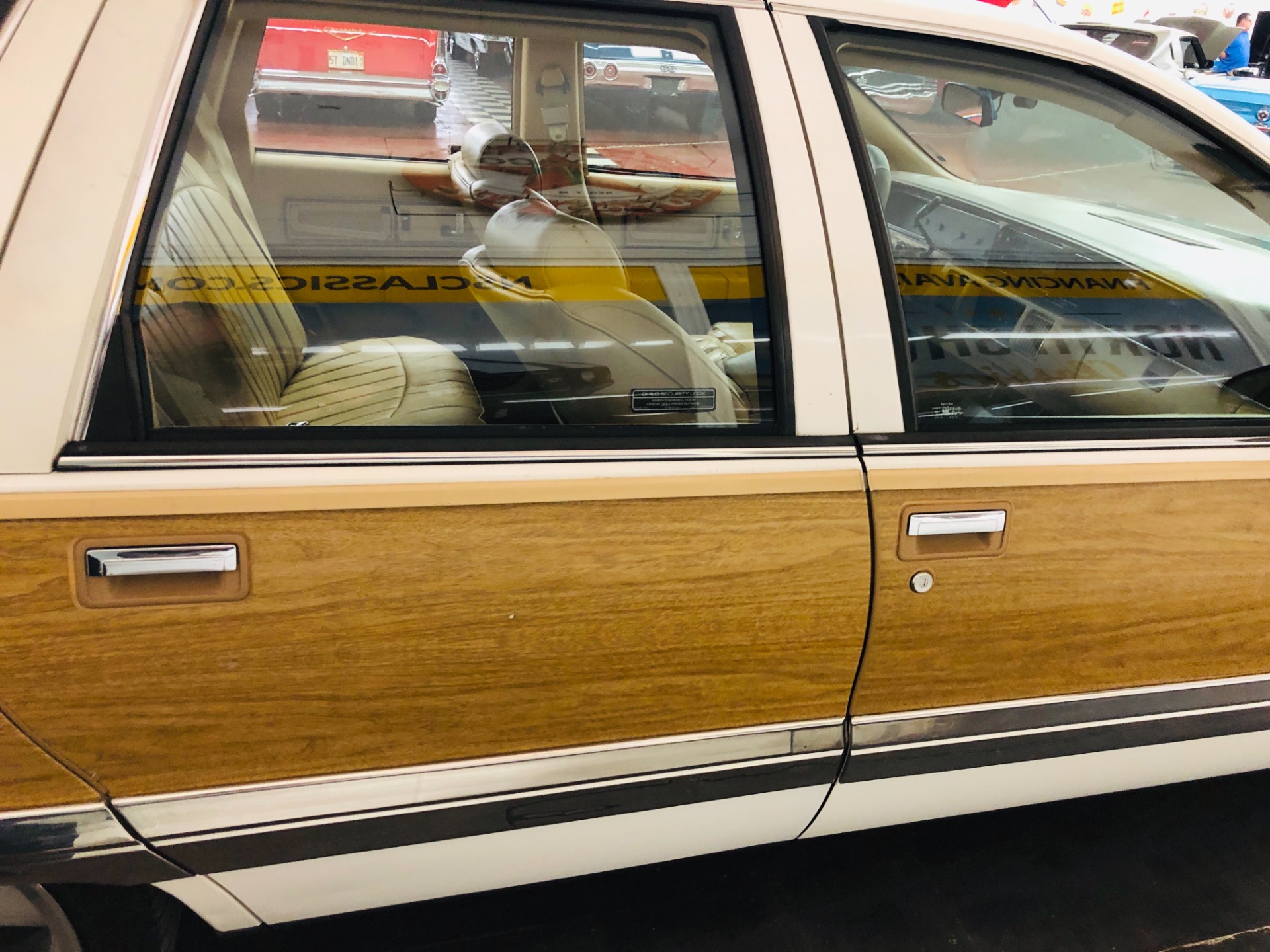 Used 1992 Buick Roadmaster -ESTATE WAGON - FAMILY CRUISER - COLD A/C - LOW MILES | Mundelein, IL