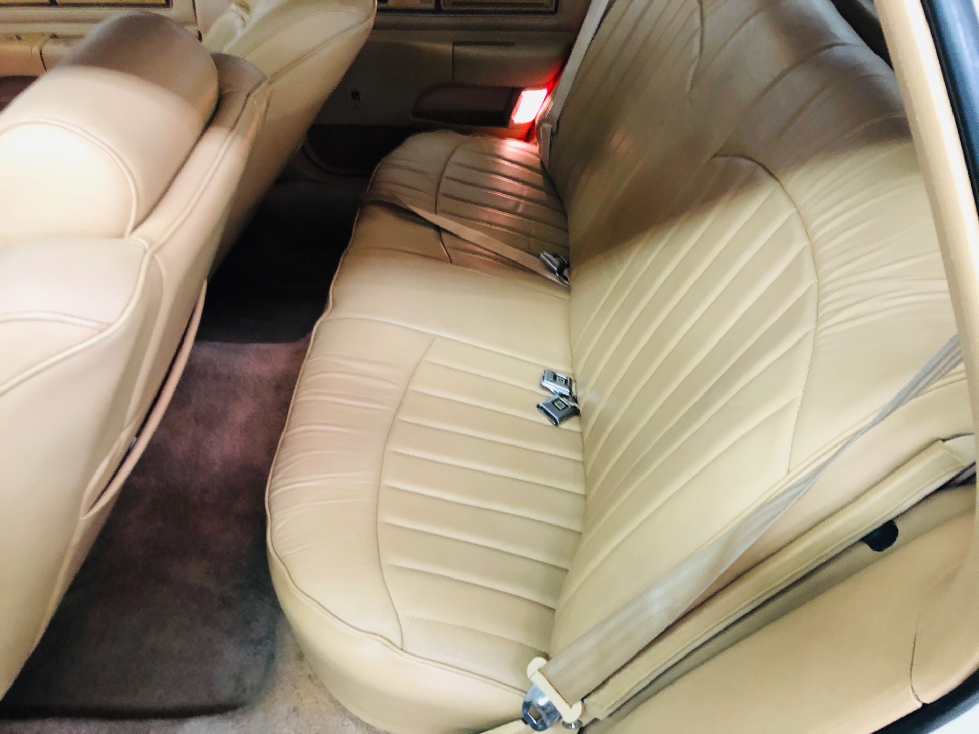 Used 1992 Buick Roadmaster -ESTATE WAGON - FAMILY CRUISER - COLD A/C - LOW MILES | Mundelein, IL