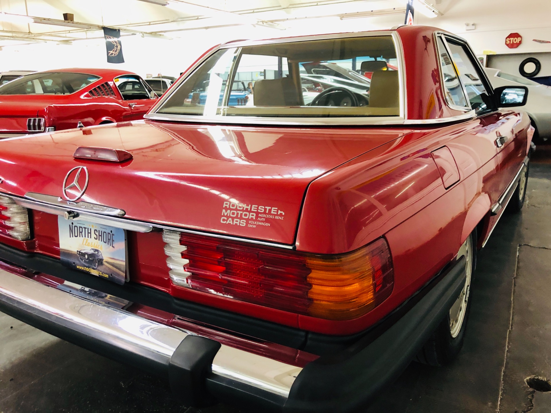 Used 1988 Mercedes Benz 560-Class -560 SL- CLASSIC CONVERTIBLE - SUPER CLEAN - SEE VIDEO | Mundelein, IL