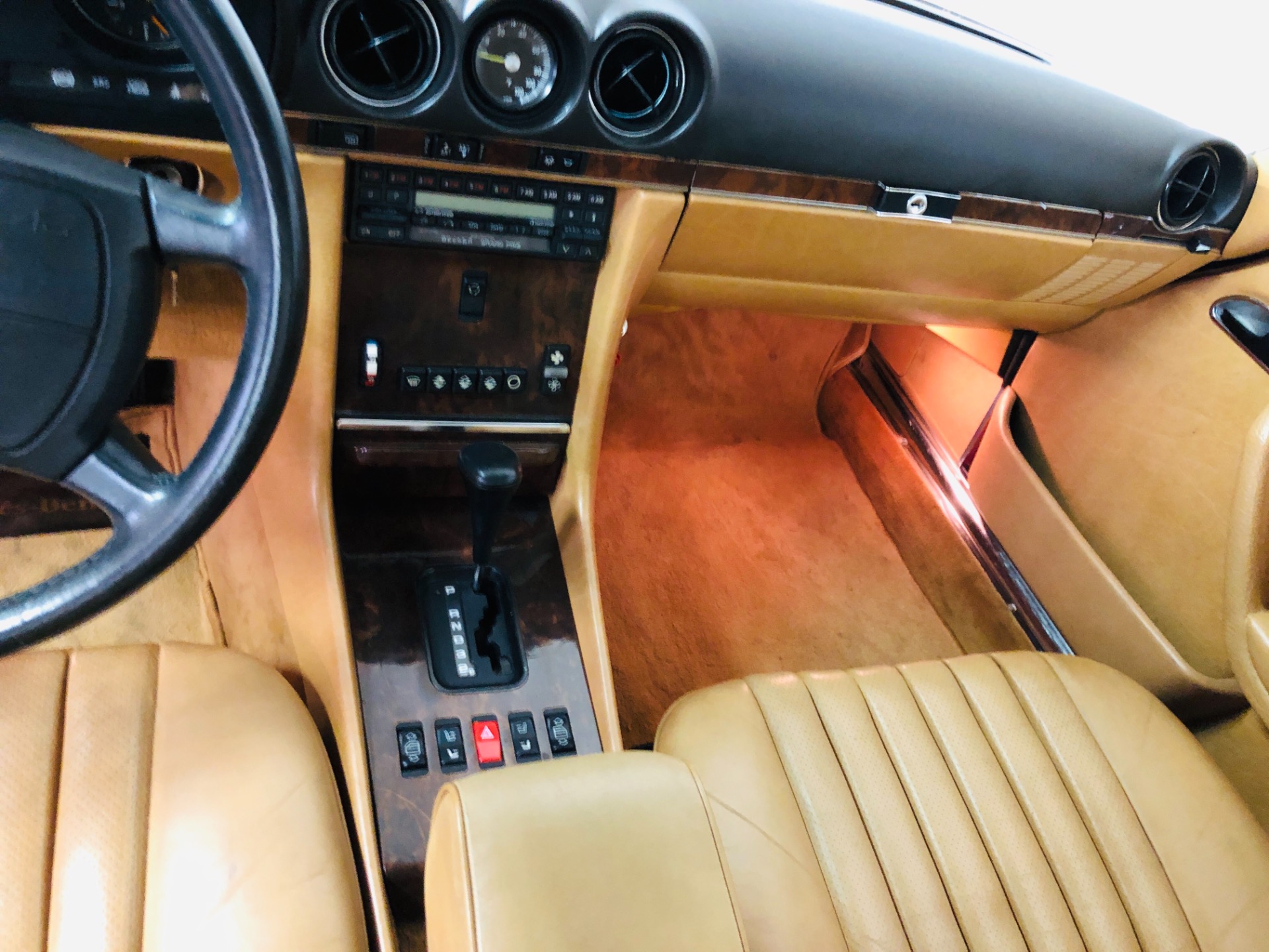 Used 1988 Mercedes Benz 560-Class -560 SL- CLASSIC CONVERTIBLE - SUPER CLEAN - SEE VIDEO | Mundelein, IL