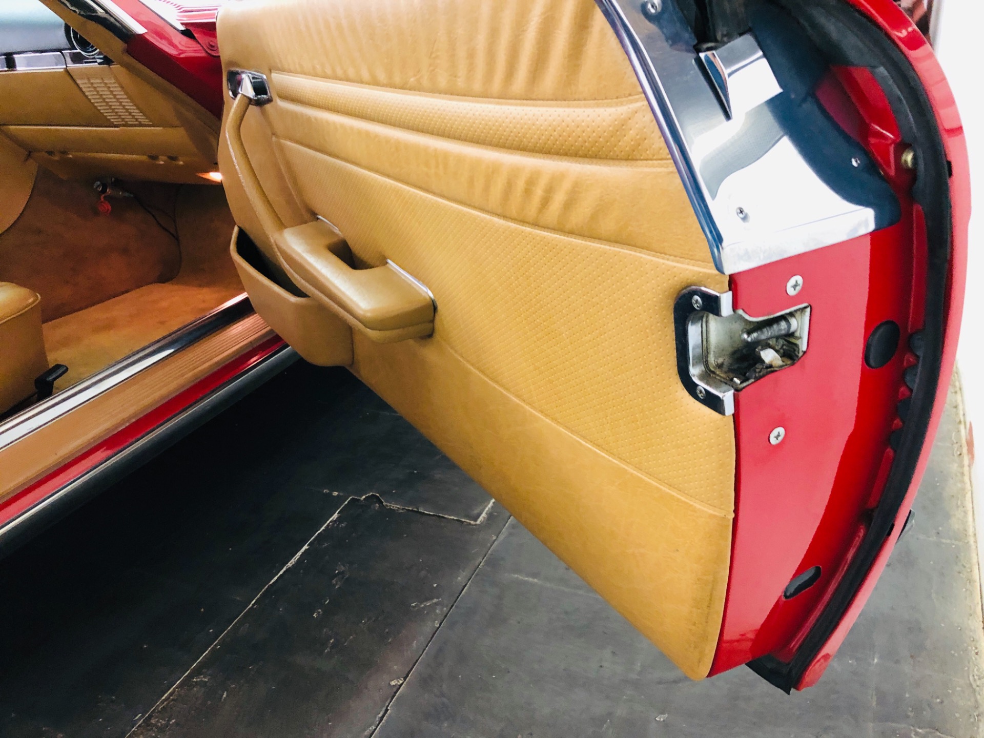 Used 1988 Mercedes Benz 560-Class -560 SL- CLASSIC CONVERTIBLE - SUPER CLEAN - SEE VIDEO | Mundelein, IL