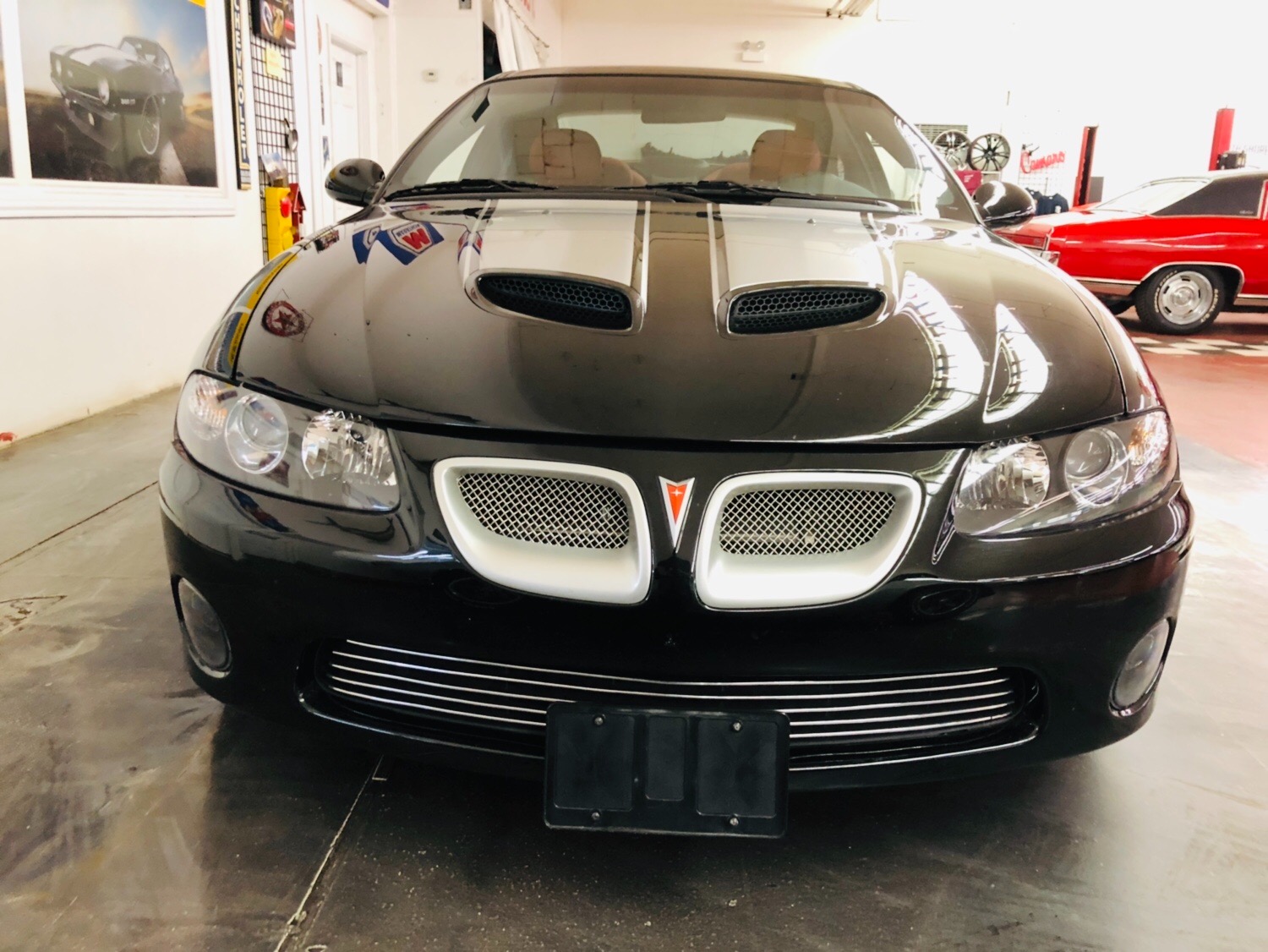Used 2006 Pontiac GTO -PRO CHARGER - TONS OF POWER - SUPER LOW MILES - SEE VIDEO | Mundelein, IL