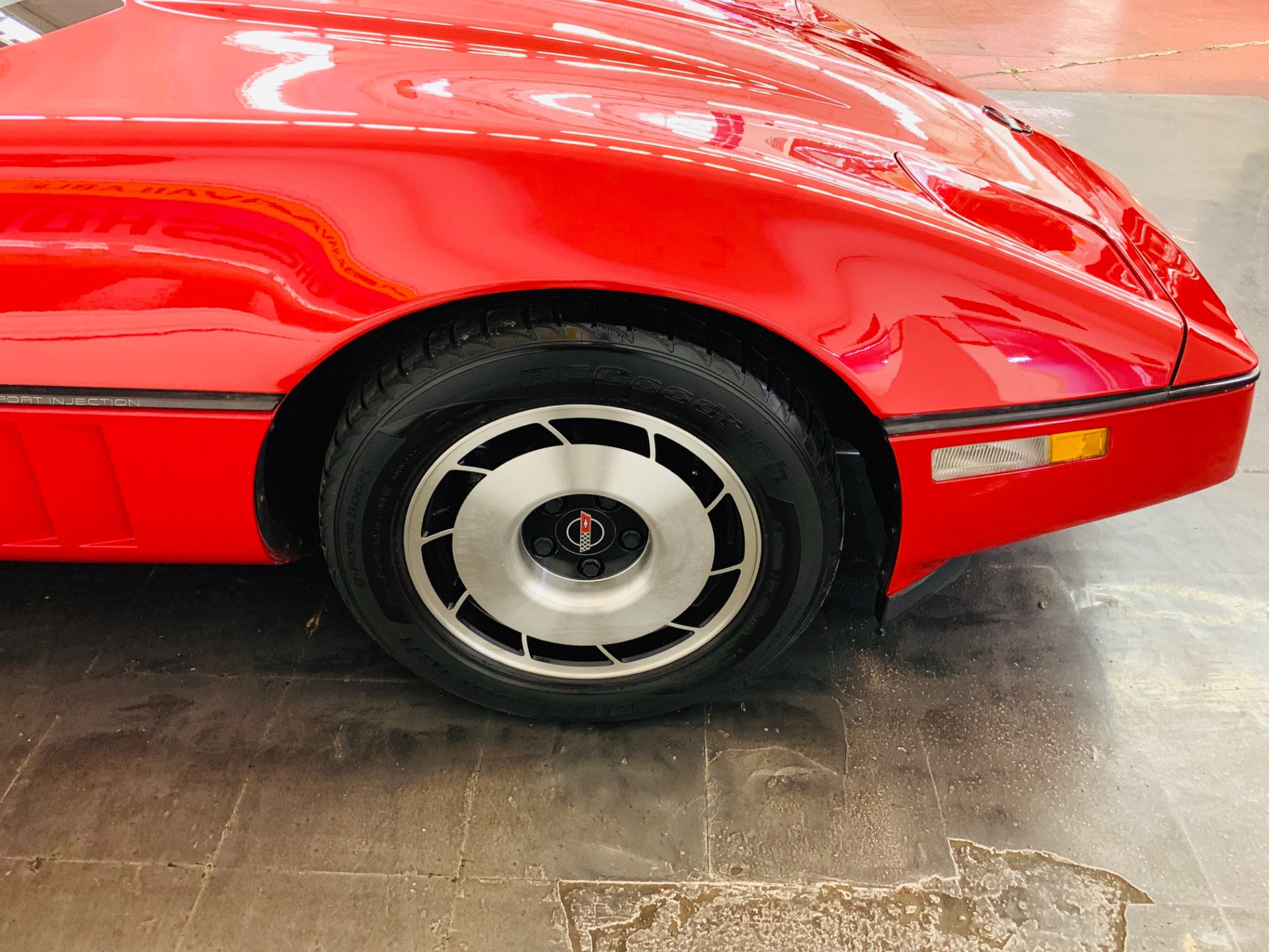 Used 1985 Chevrolet Corvette -VERY LOW ORIGINAL MILES - SUPER CLEAN - | Mundelein, IL