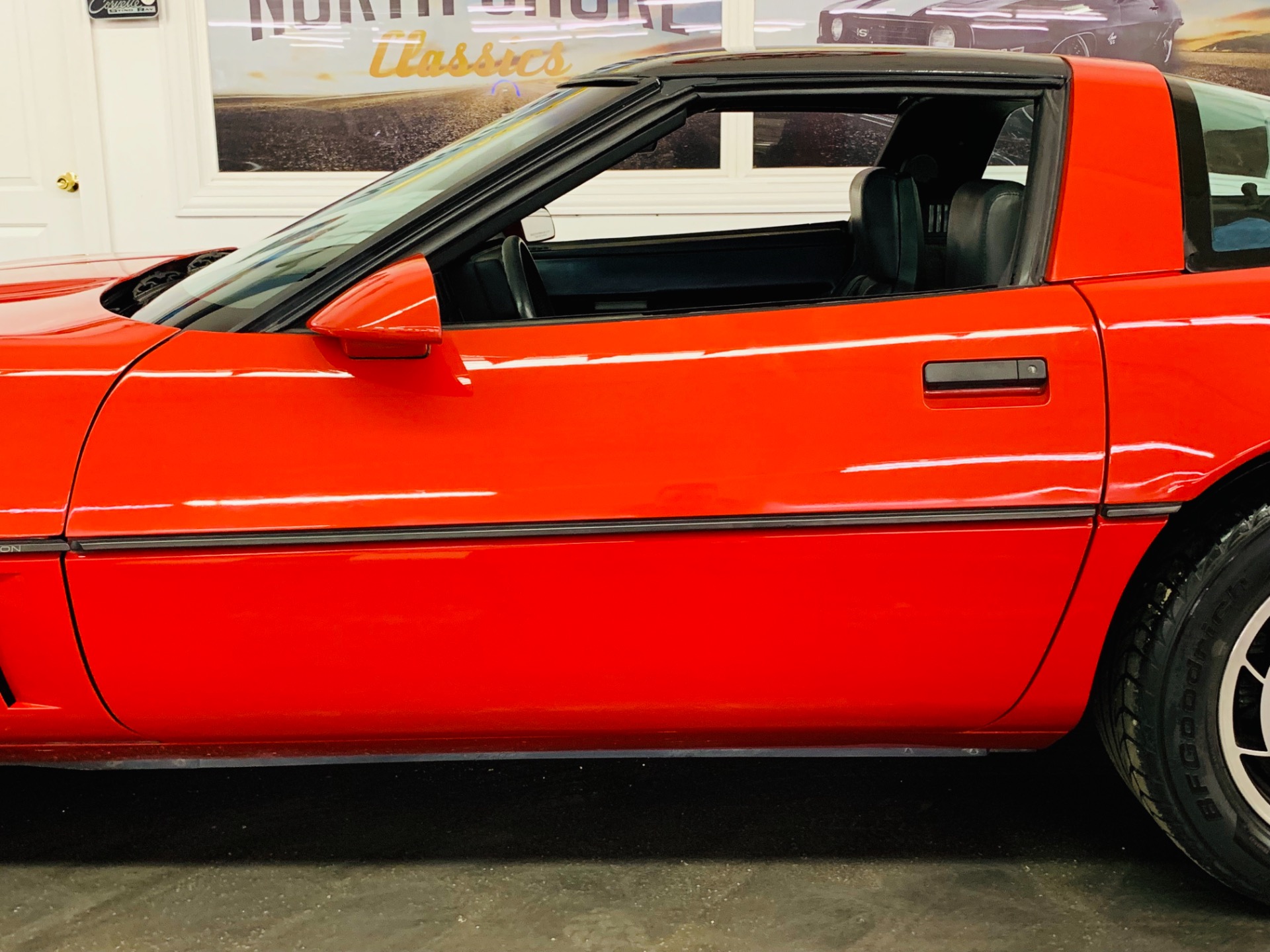 Used 1985 Chevrolet Corvette -VERY LOW ORIGINAL MILES - SUPER CLEAN - | Mundelein, IL