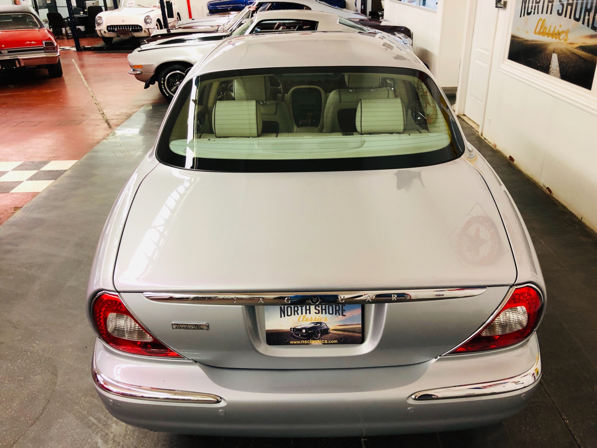 Used 2007 Jaguar XJ-Series Vanden Plas-SEE VIDEO | Mundelein, IL