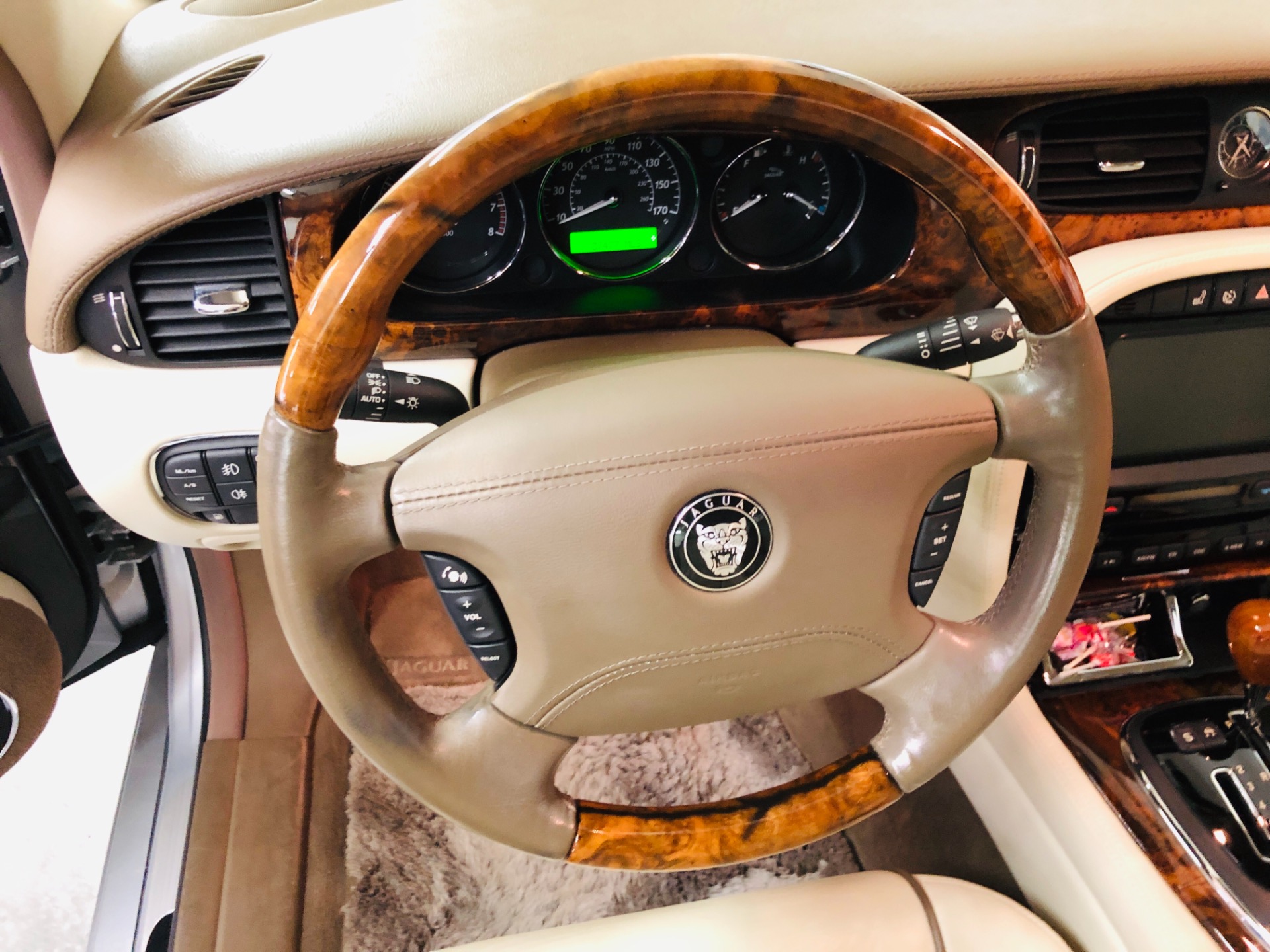 Used 2007 Jaguar XJ-Series Vanden Plas-SEE VIDEO | Mundelein, IL