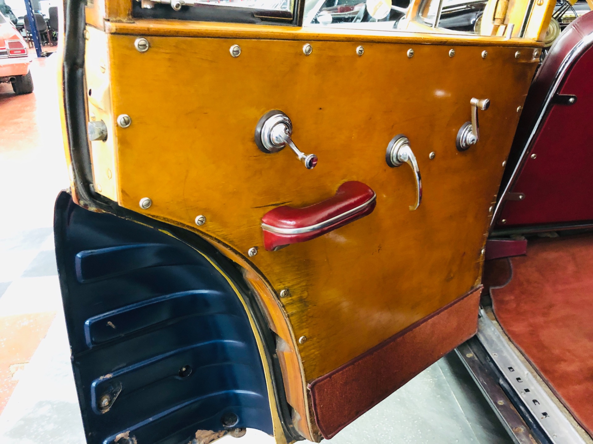Used 1947 Buick Roadmaster -ESTATE WAGON - SUPER RARE WOODY - MECHANICALLY SOUND - FIREBALL 8 ENGINE | St. Petersburg, FL