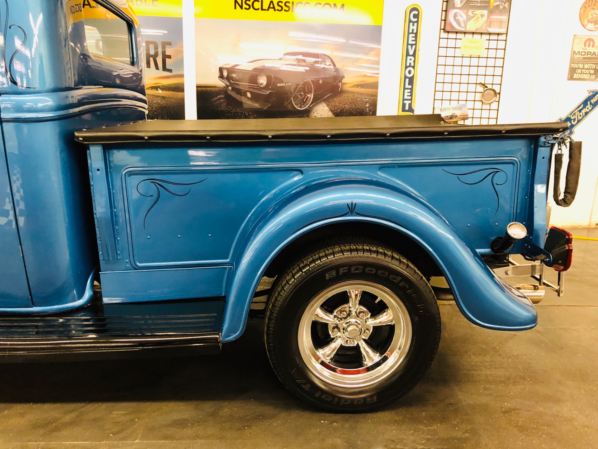 Used 1937 Ford Pickup - HOT ROD TRUCK - 327 V8 - VERY CLEAN BODY - NICE PAINT - SEE VIDEO | Mundelein, IL