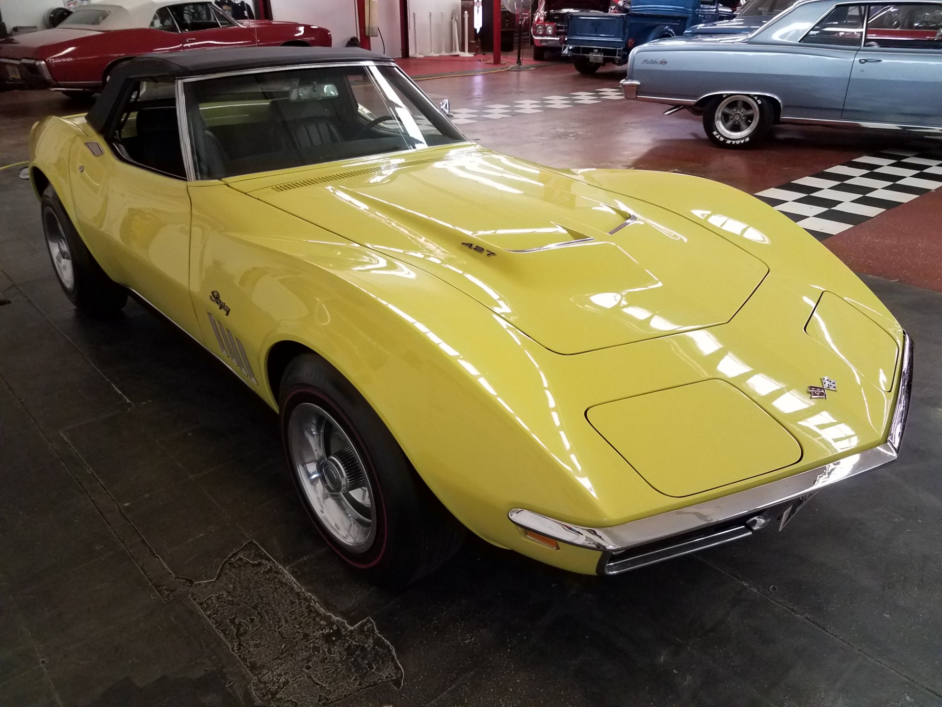 Used 1969 Chevrolet Corvette - L68 TRI-POWER - 427 400HP - NUMBERS MATCHING - NUT AND BOLT RESTORATION - | Mundelein, IL