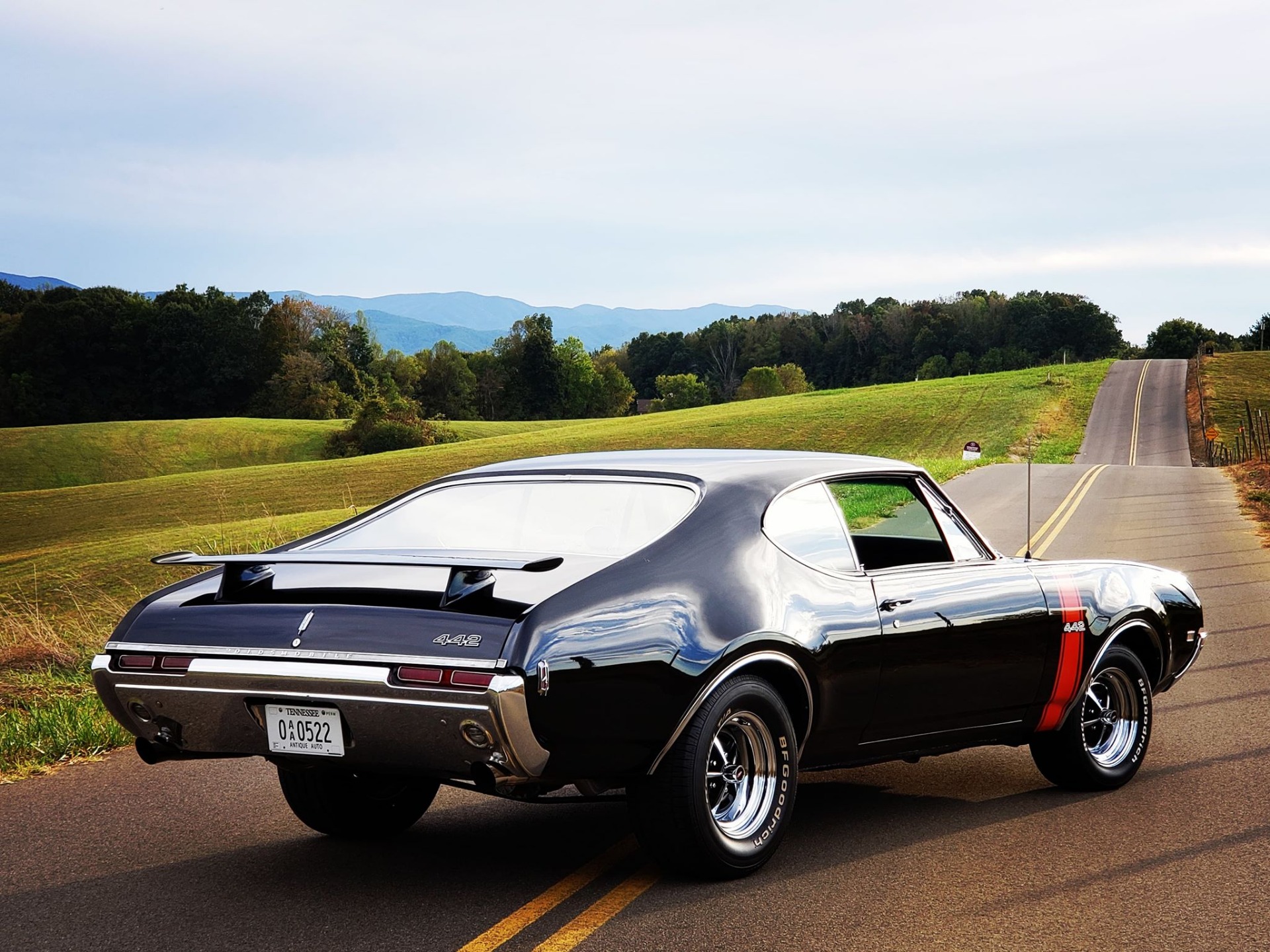 Used 1968 Oldsmobile Cutlass 442 Holiday Sport Coupe | Mundelein, IL