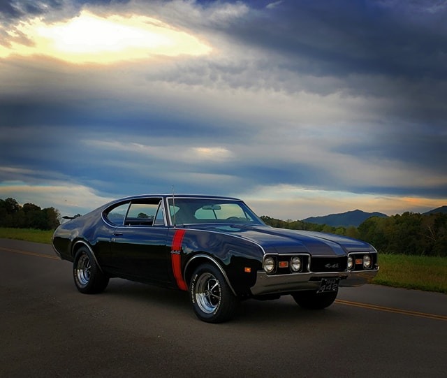 Used 1968 Oldsmobile Cutlass 442 Holiday Sport Coupe | Mundelein, IL