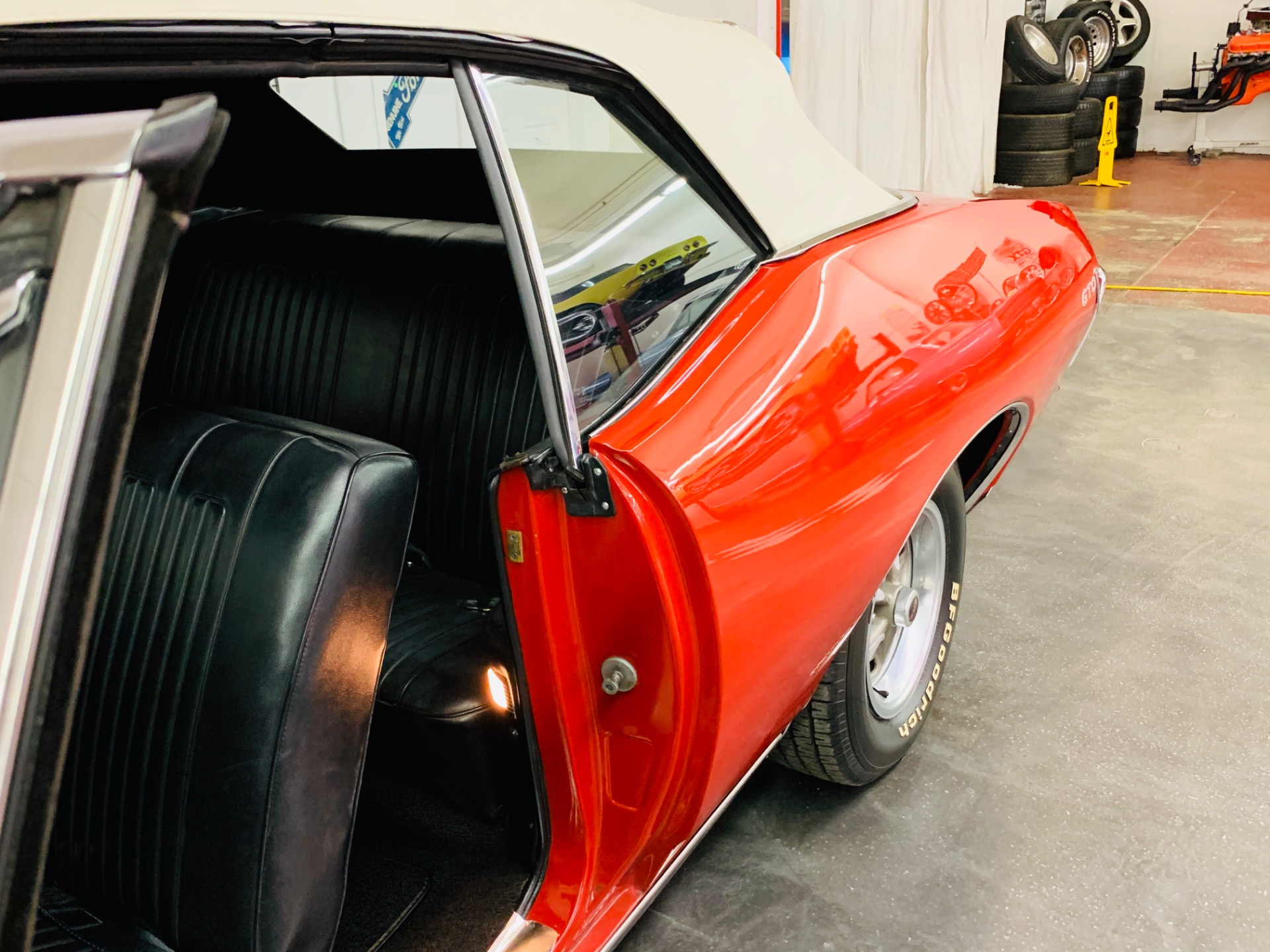 Used 1968 Pontiac GTO - 242 VIN - POWER CONVERTIBLE TOP - 428 ENGINE - | Mundelein, IL