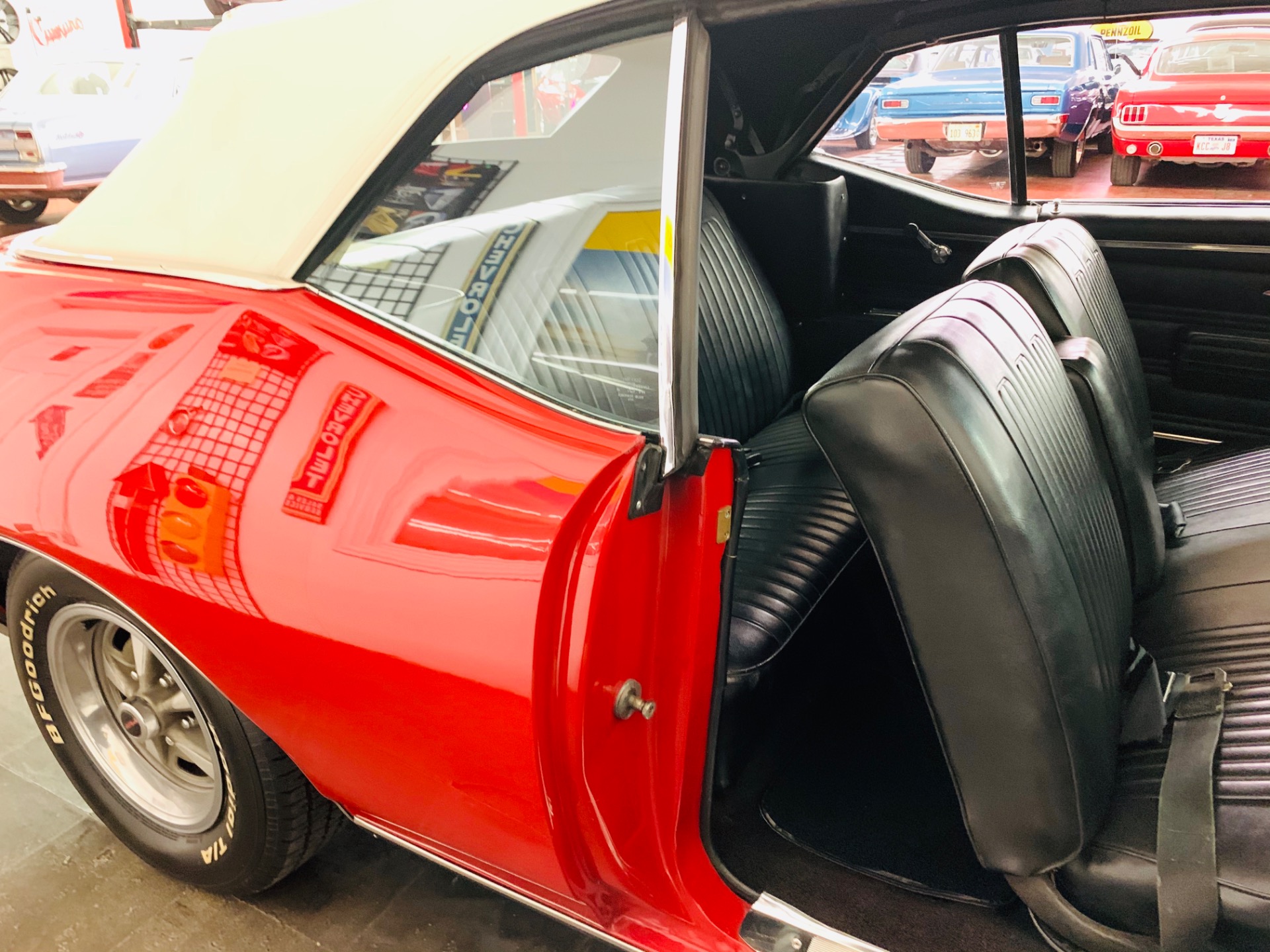 Used 1968 Pontiac GTO - 242 VIN - POWER CONVERTIBLE TOP - 428 ENGINE - | Mundelein, IL