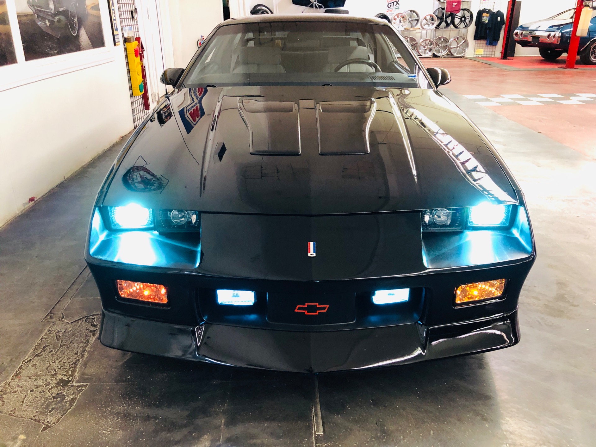 Used 1992 Chevrolet Camaro - Z/28 - 25TH ANNIVERSARY - SHOW QUALITY PAINT - LOW MILES - SEE VIDEO | Mundelein, IL