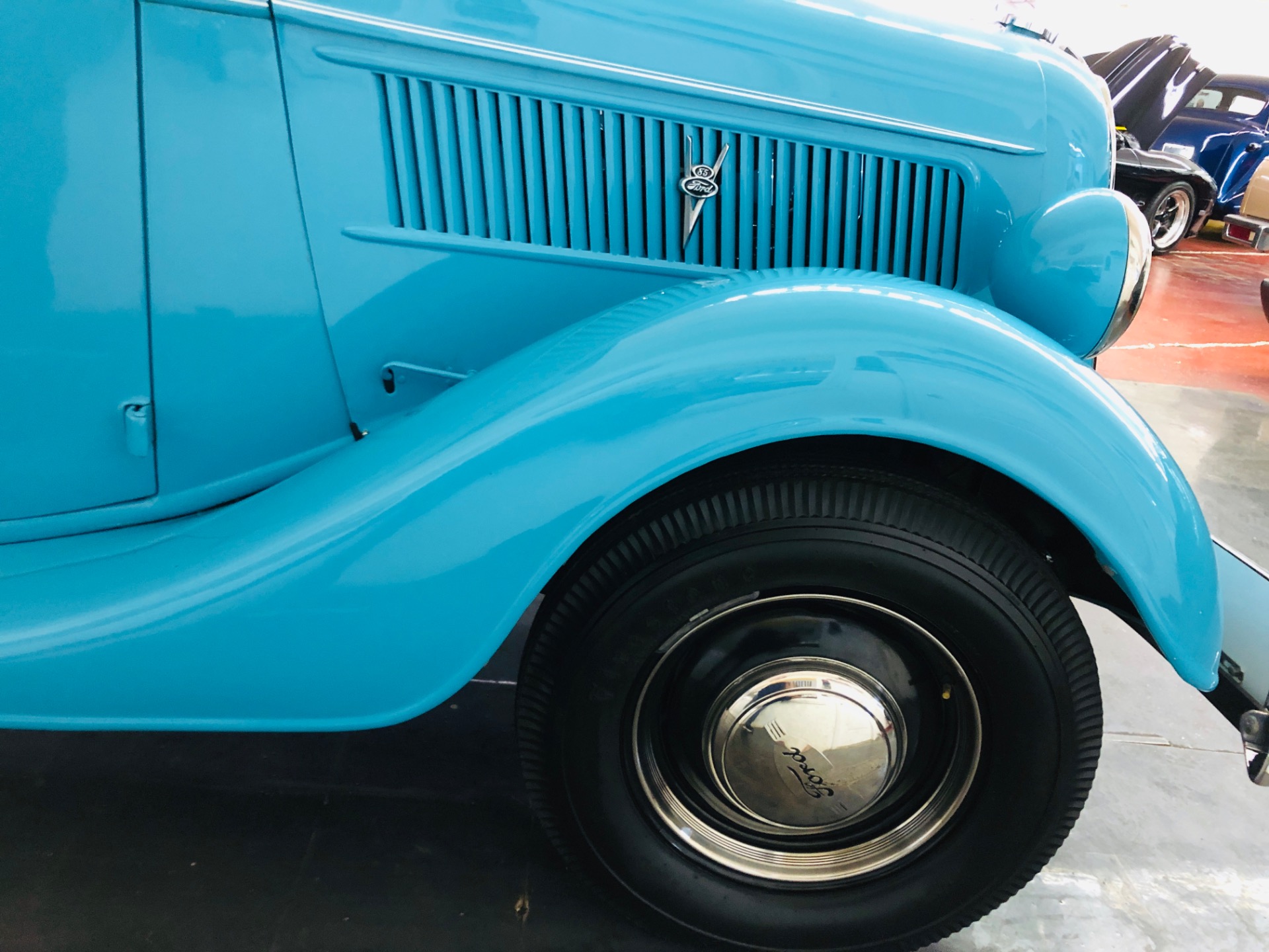 Used 1937 Ford Pickup -PRICE DROP - 350 SBC ENGINE - SUPER CLEAN BODY AND PAINT - VINTAGE TRUCK - | Mundelein, IL