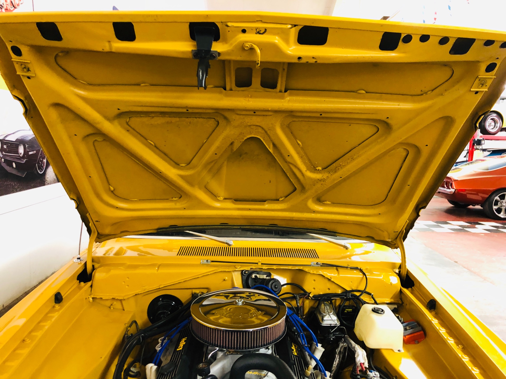 Used 1971 Plymouth Duster - 340 ENGINE - 4 SPEED MANUAL - SUPER CLEAN BODY - SEE VIDEO | Mundelein, IL