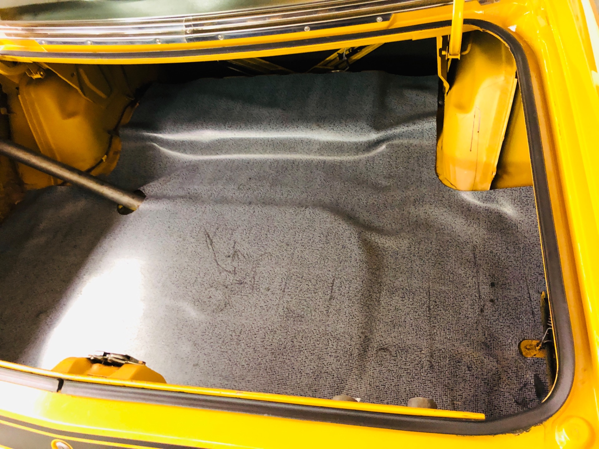 Used 1971 Plymouth Duster - 340 ENGINE - 4 SPEED MANUAL - SUPER CLEAN BODY - SEE VIDEO | Mundelein, IL