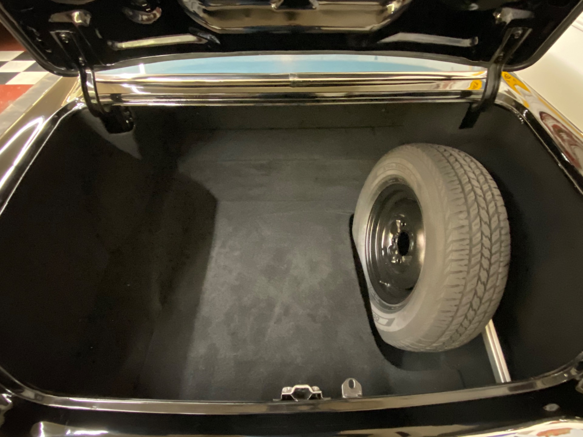 Used 1955 Oldsmobile 88 - HIGH QUALITY RESTORATION - 324 V8 - AUTO TRANS - SEE VIDEO | Mundelein, IL