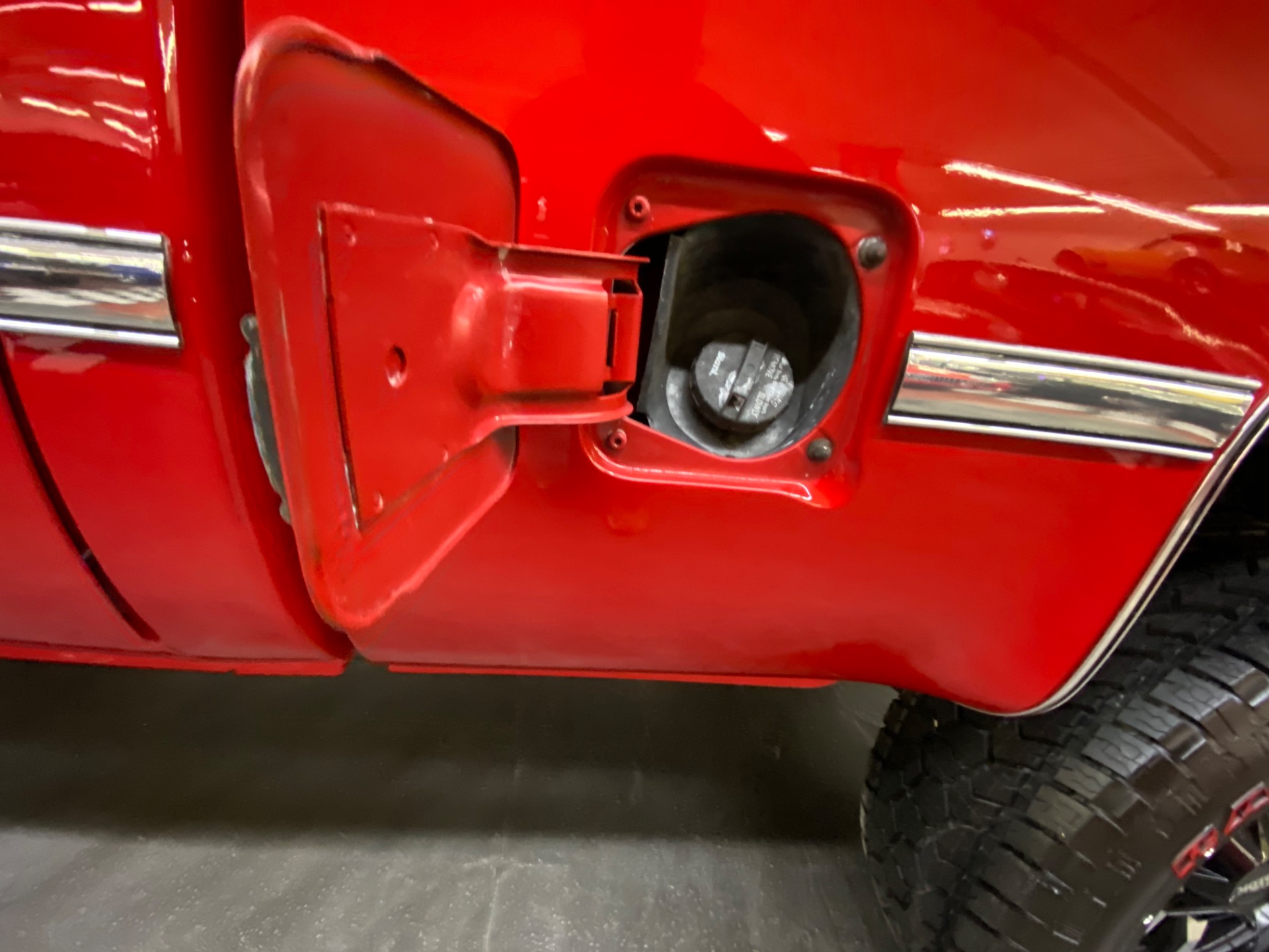 Used 1985 Chevrolet Pickup - K10 SILVERADO - NEW LIFT KIT - VERY SOLID - SEE VIDEO | Mundelein, IL