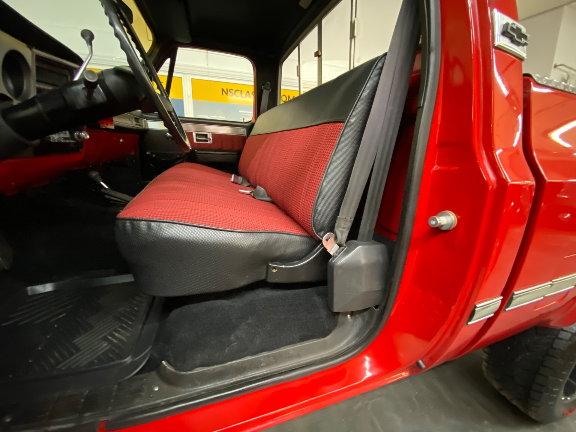 Used 1985 Chevrolet Pickup - K10 SILVERADO - NEW LIFT KIT - VERY SOLID - SEE VIDEO | Mundelein, IL