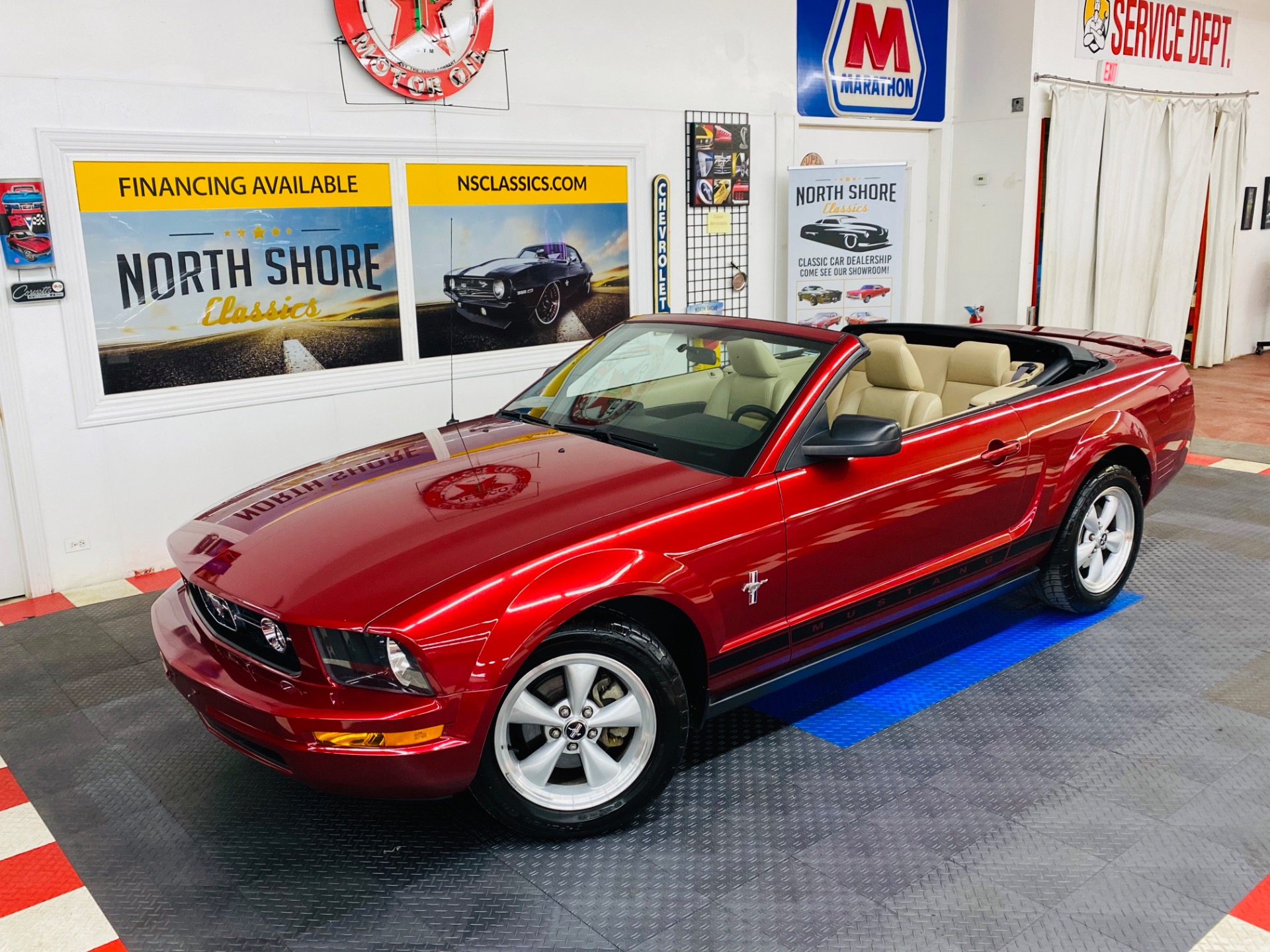 Used 2007 Ford Mustang - DELUXE CONVERTIBLE - VERY LOW MILES - WELL MAINTAINED - 5 SPEED - | Mundelein, IL