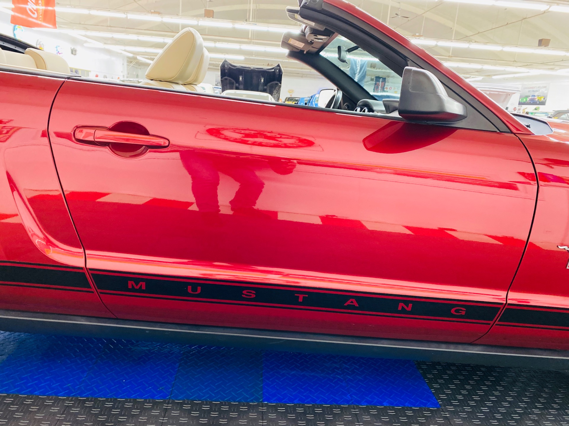 Used 2007 Ford Mustang - DELUXE CONVERTIBLE - VERY LOW MILES - WELL MAINTAINED - 5 SPEED - | Mundelein, IL
