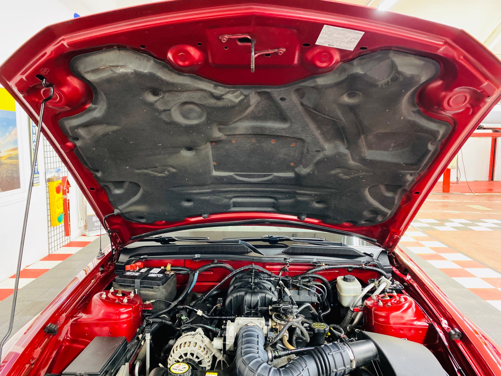 Used 2007 Ford Mustang - DELUXE CONVERTIBLE - VERY LOW MILES - WELL MAINTAINED - 5 SPEED - | Mundelein, IL