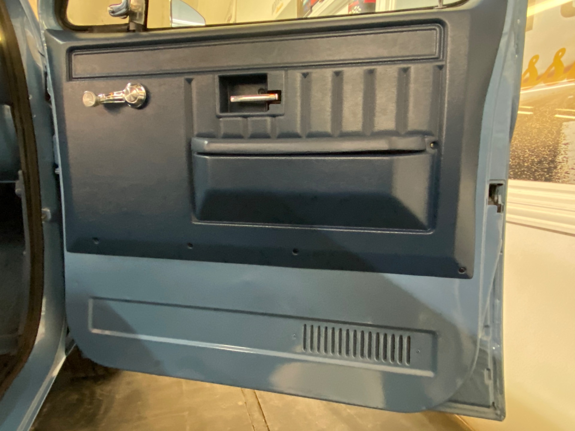 Used 1984 Chevrolet Pickup -C10 SILVERADO - NEW PAINT - NEW A/C SYSTEM - | Mundelein, IL